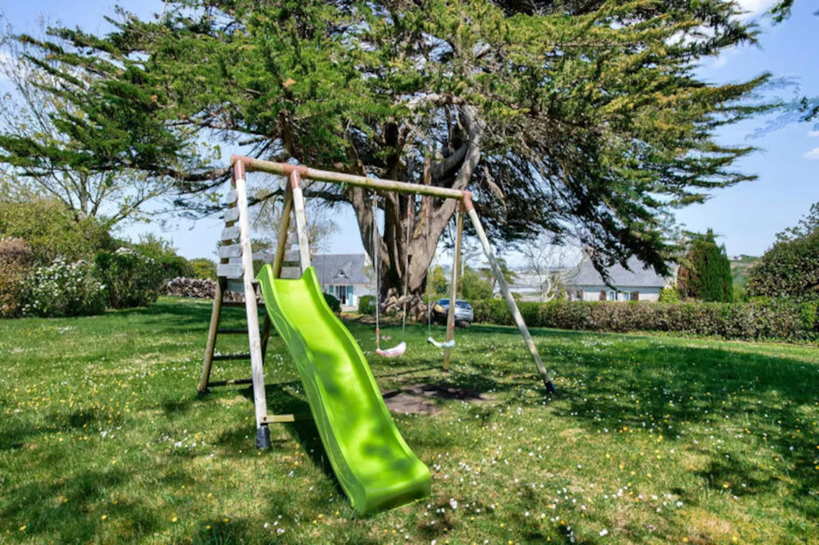 Maison à Saint-Pabu-Niet-getagd