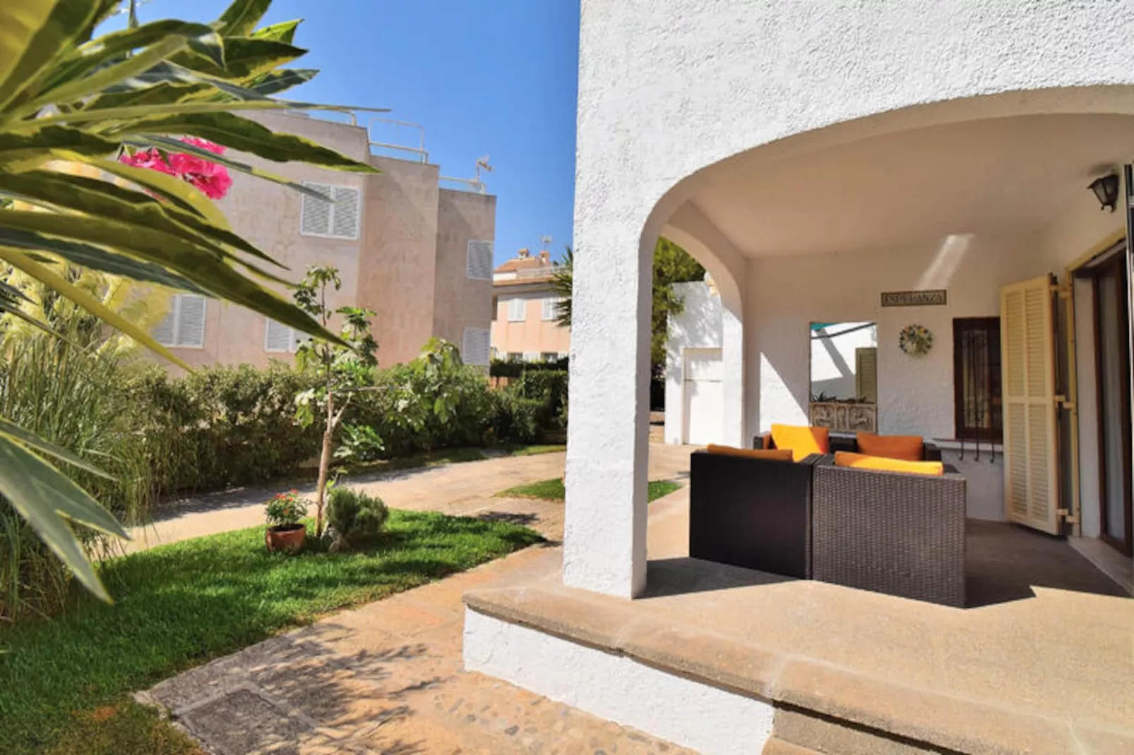 Chalets à Muro-Niet-getagd