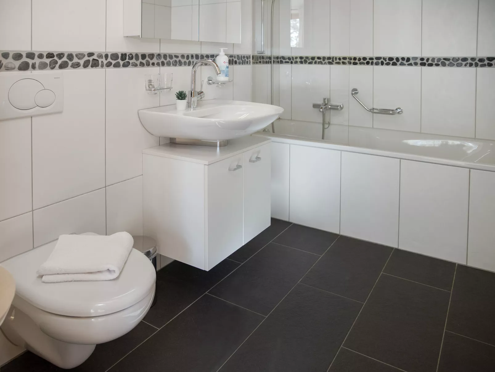 Racer's Retreat Apt.2-Binnen