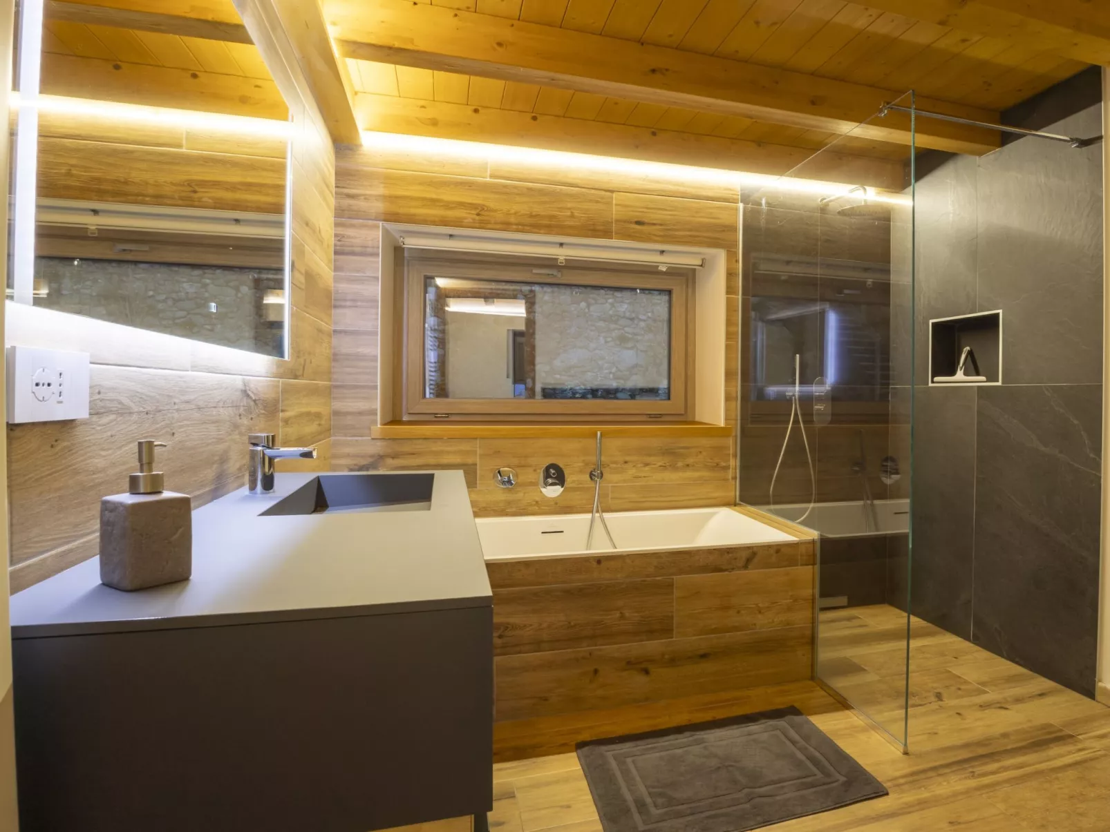 Cech Coast House-Binnen