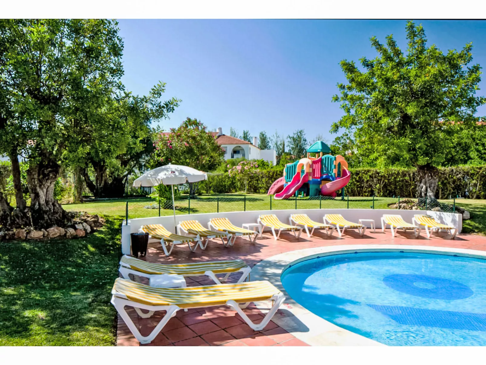 Max Tropical - Sunny Way-Buiten