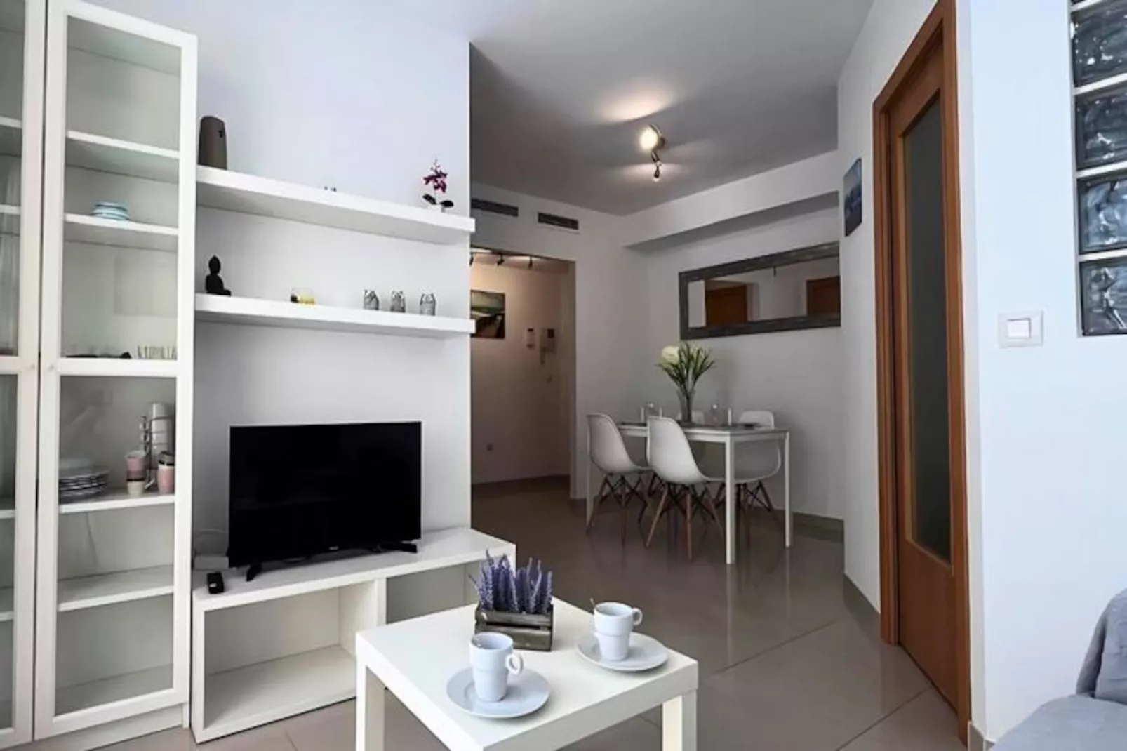 Appartement Lumineux &agrave; 50m De La Plage Avec Piscine Et Parking-Niet-getagd