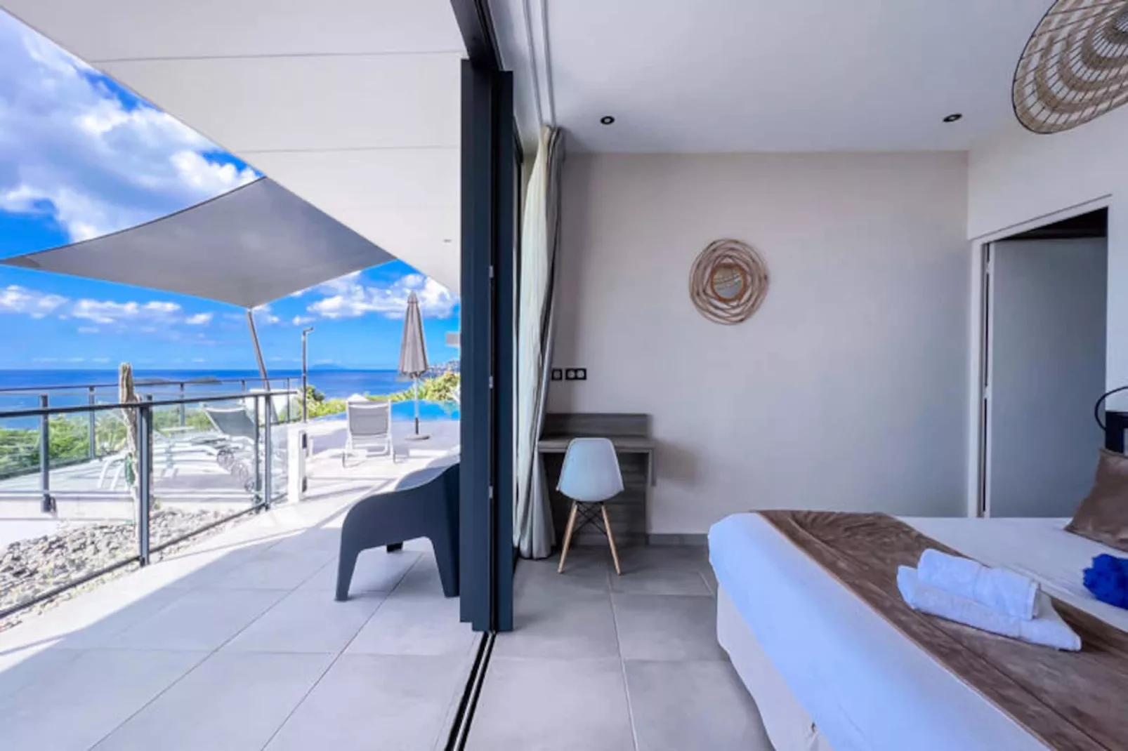 Maison à Bouillante-Niet-getagd