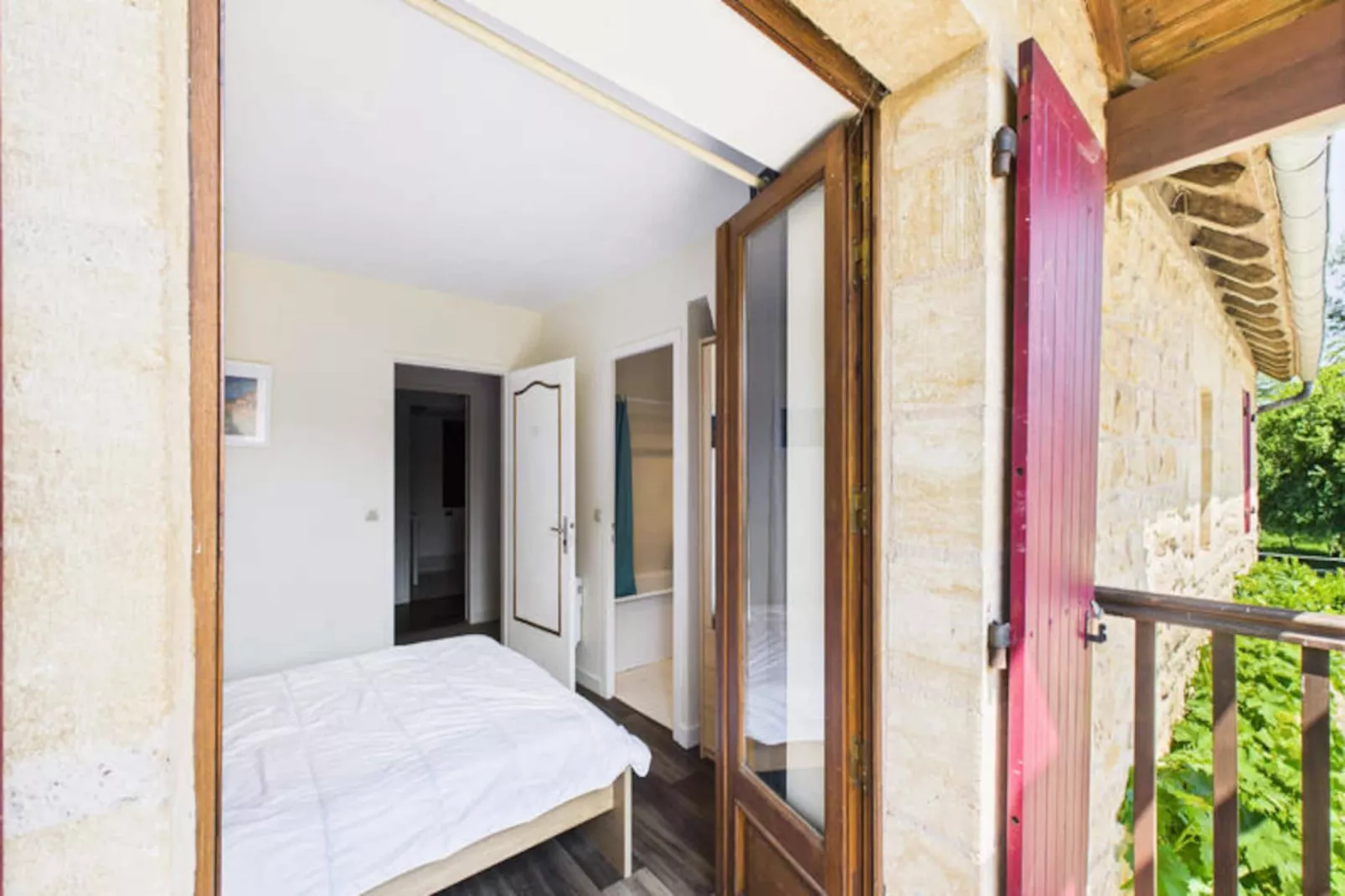 Maison à Peyzac le Moustier-Niet-getagd