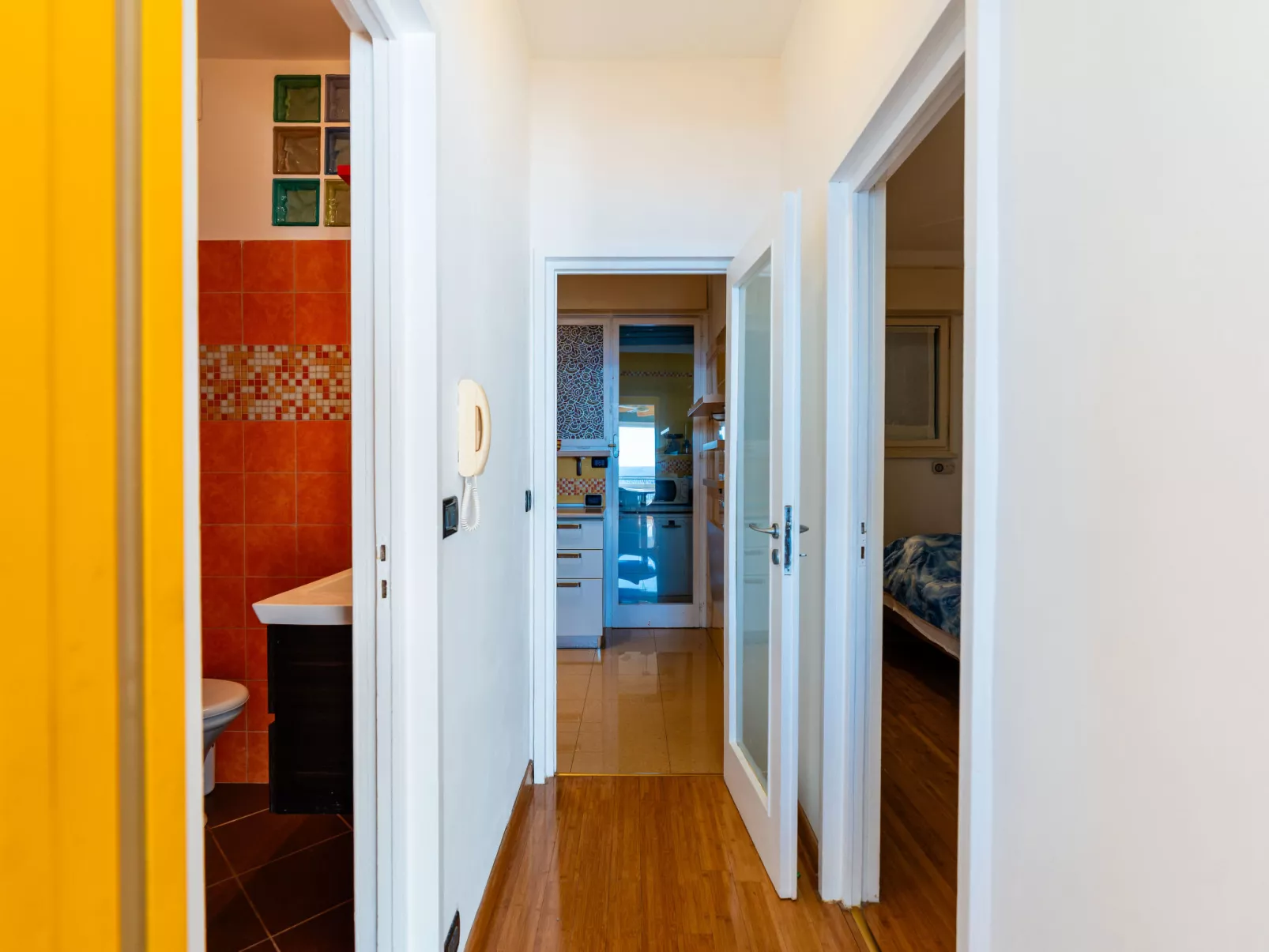 Capo Pino tra le Onde-Binnen