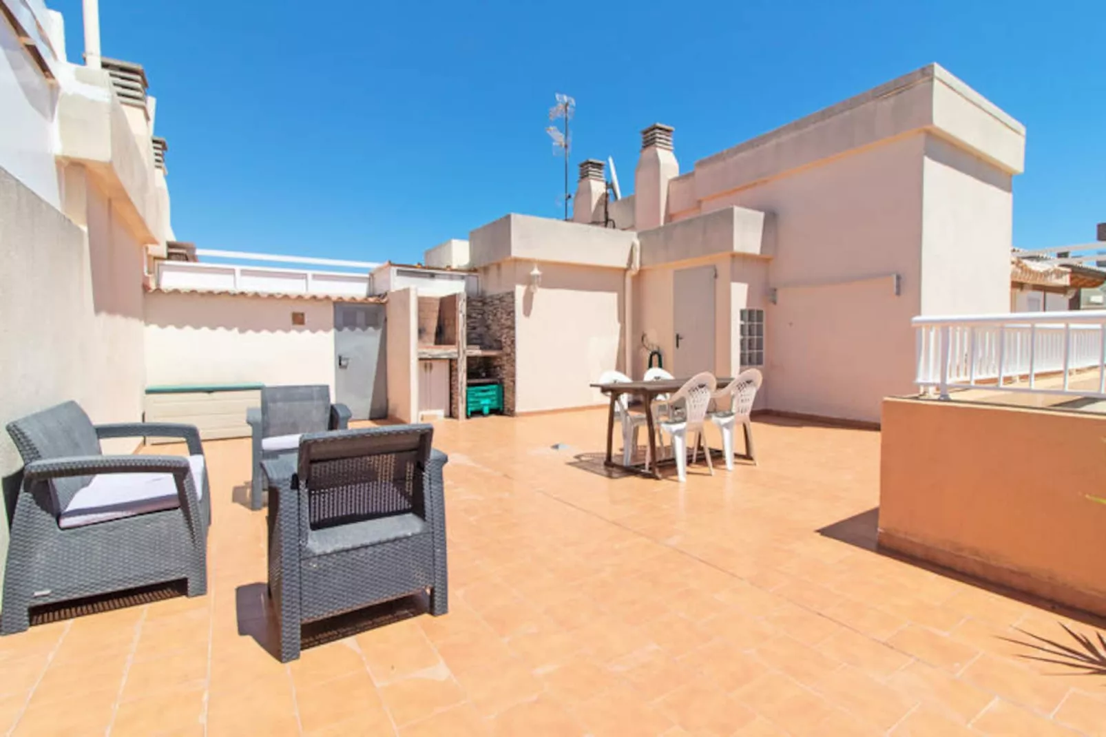 Appartements à Canet d'En Berenguer-Niet-getagd