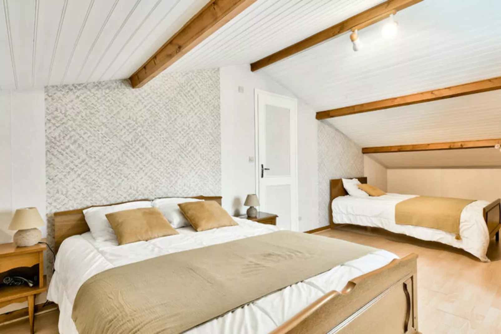 Maison à Lanton-Niet-getagd