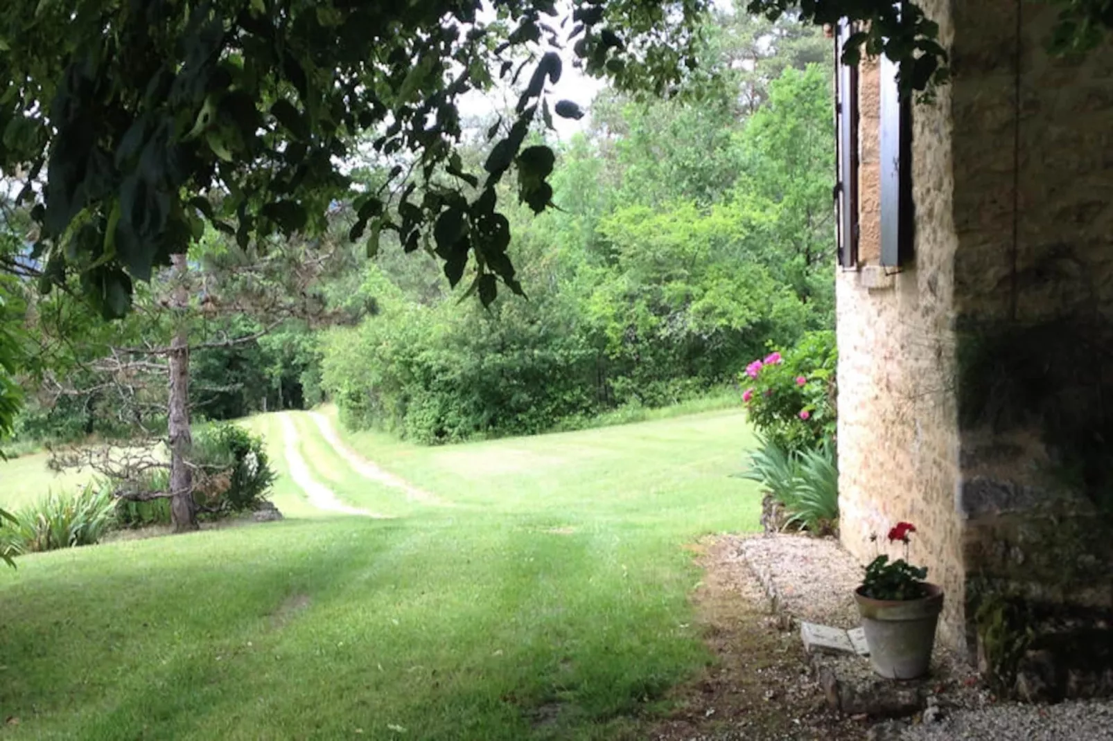 Maison à Peyzac le Moustier-Niet-getagd