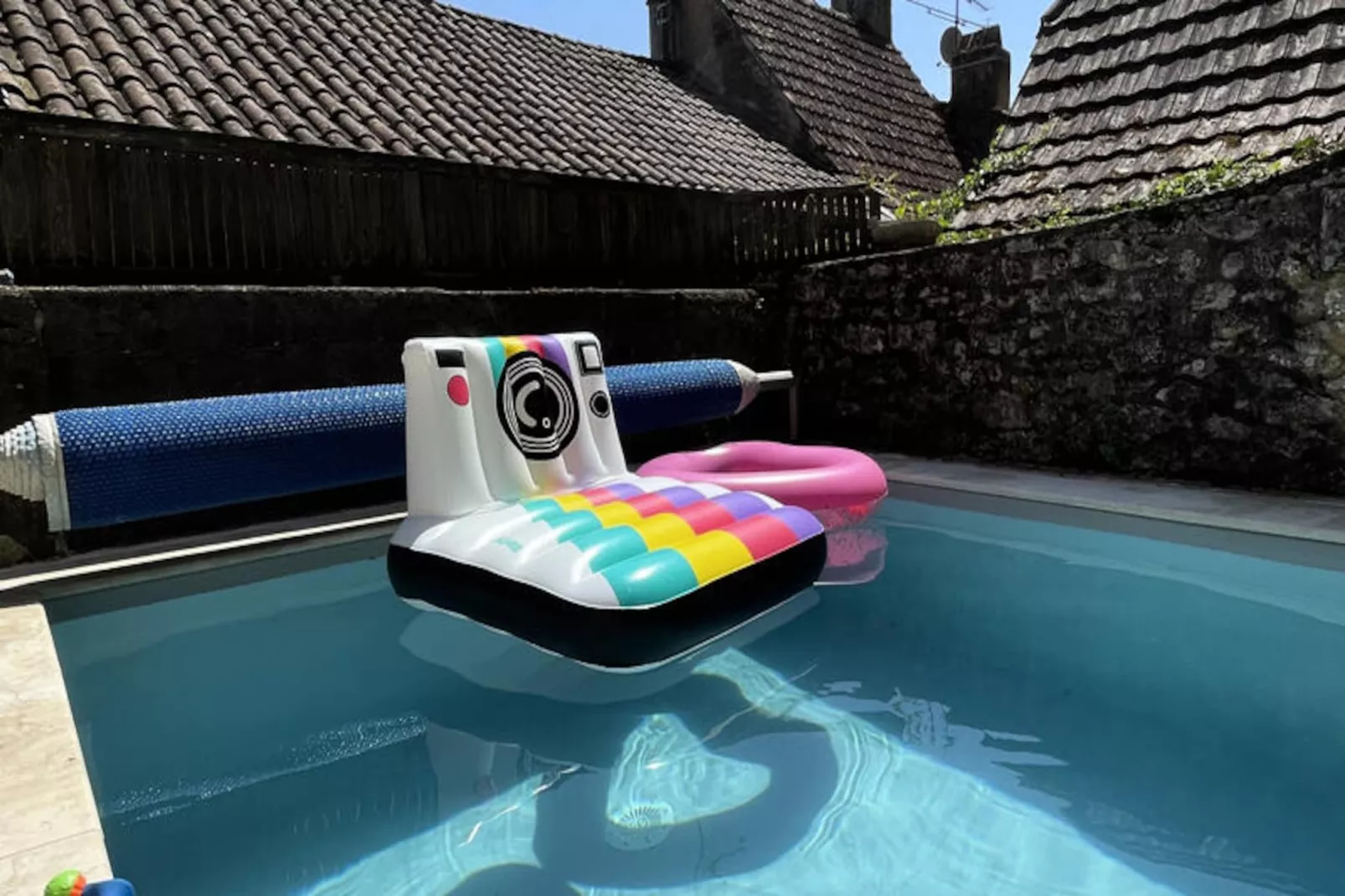 Maison à Montignac-Niet-getagd