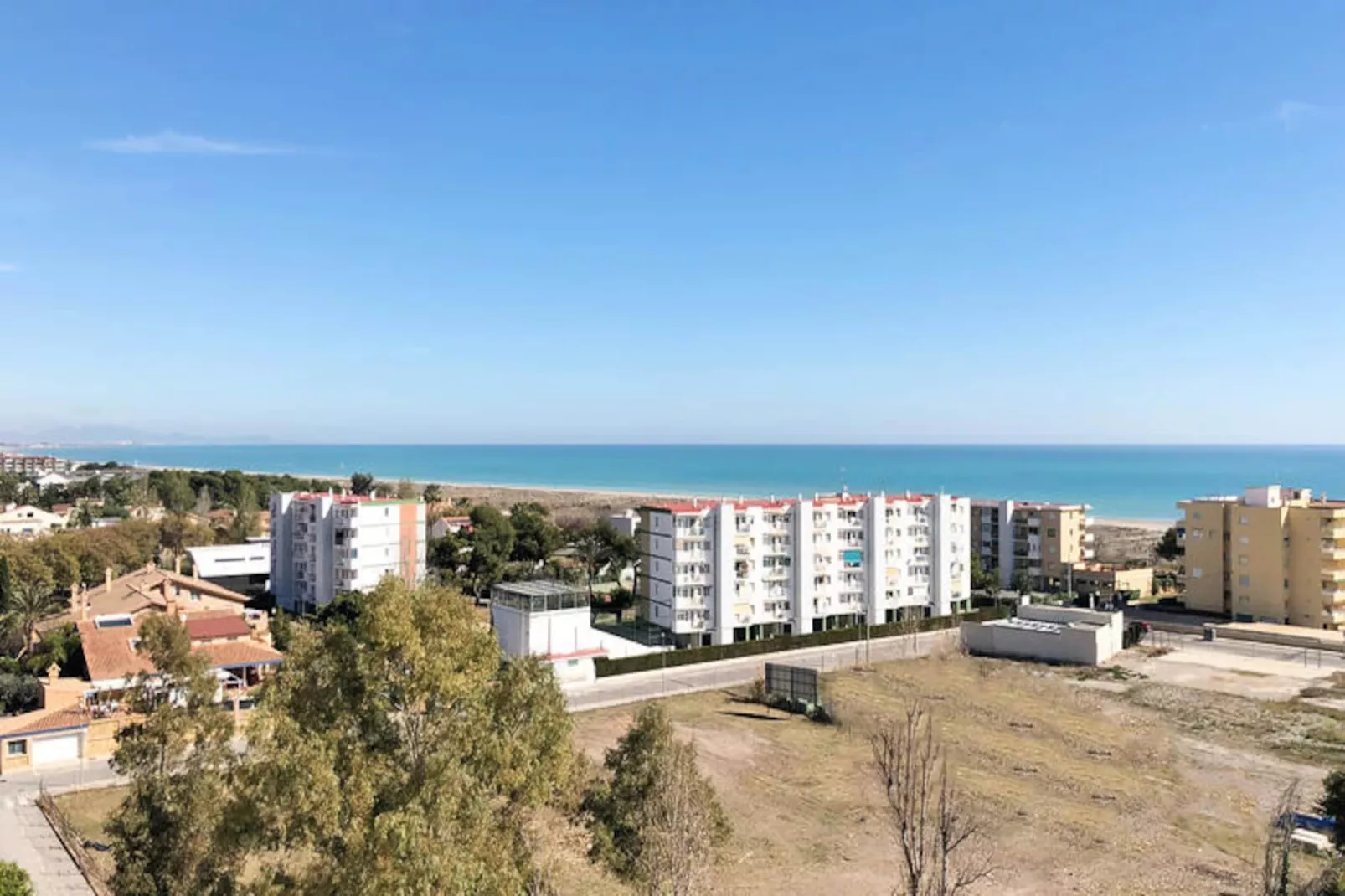 Appartements à Canet d'En Berenguer-Niet-getagd