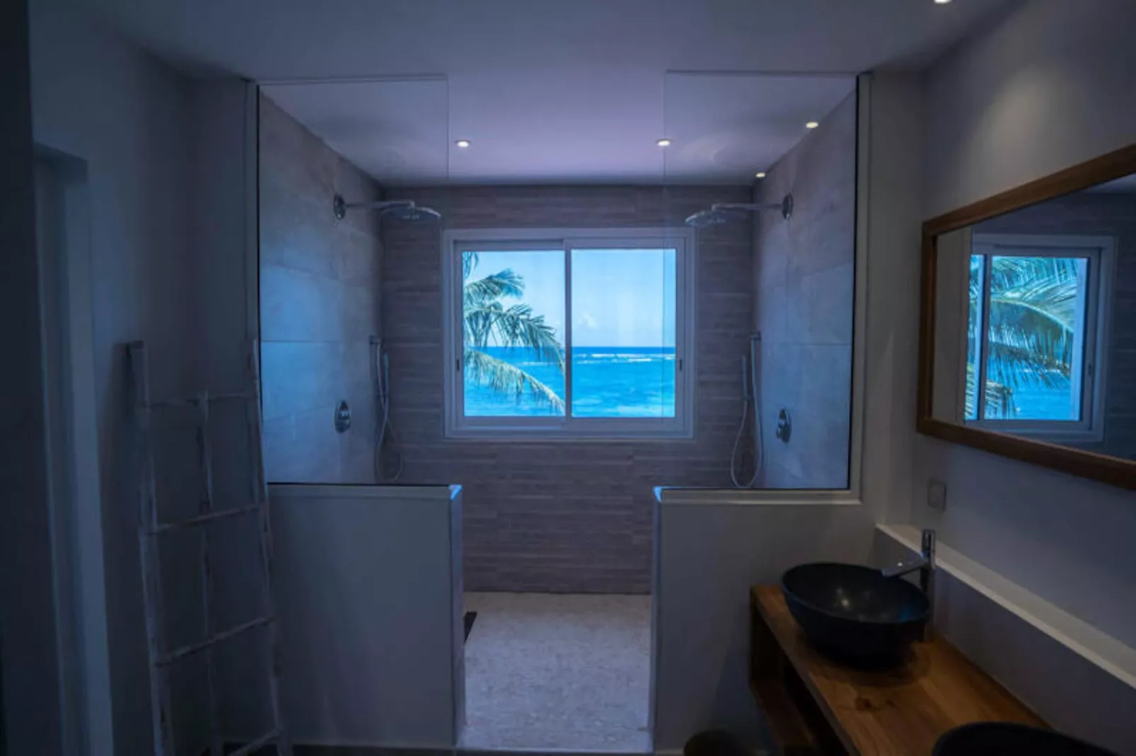 Maison à Le Moule-Niet-getagd