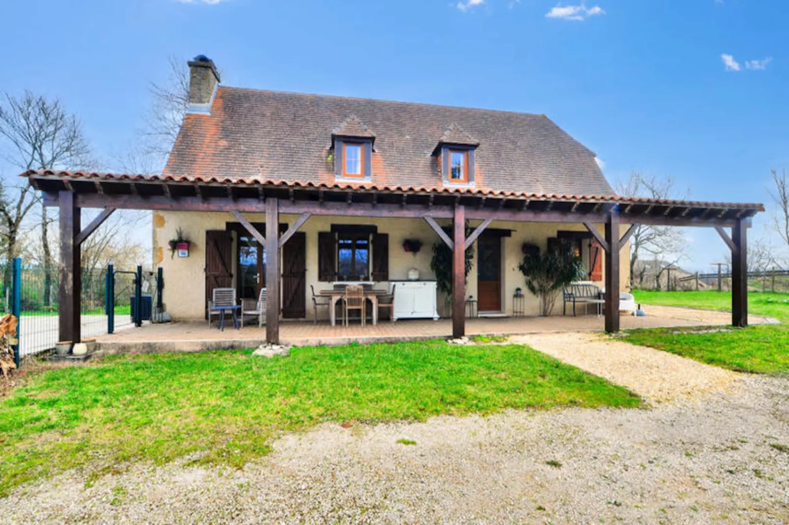 Maison à Plazac-Niet-getagd