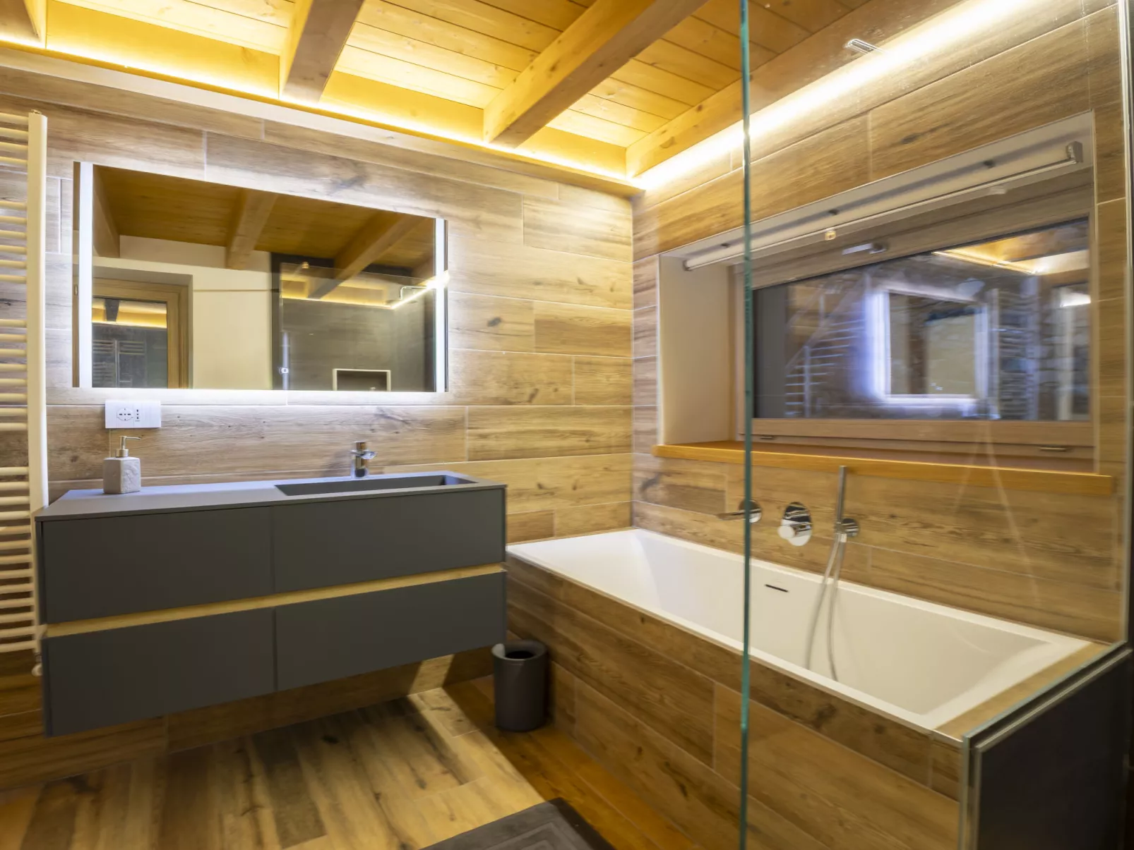 Cech Coast House-Binnen