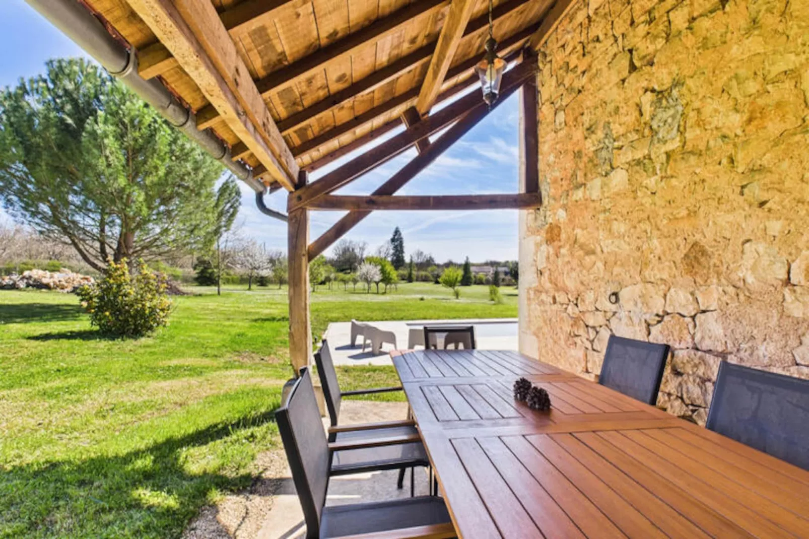 Maison à Gabillou-Niet-getagd