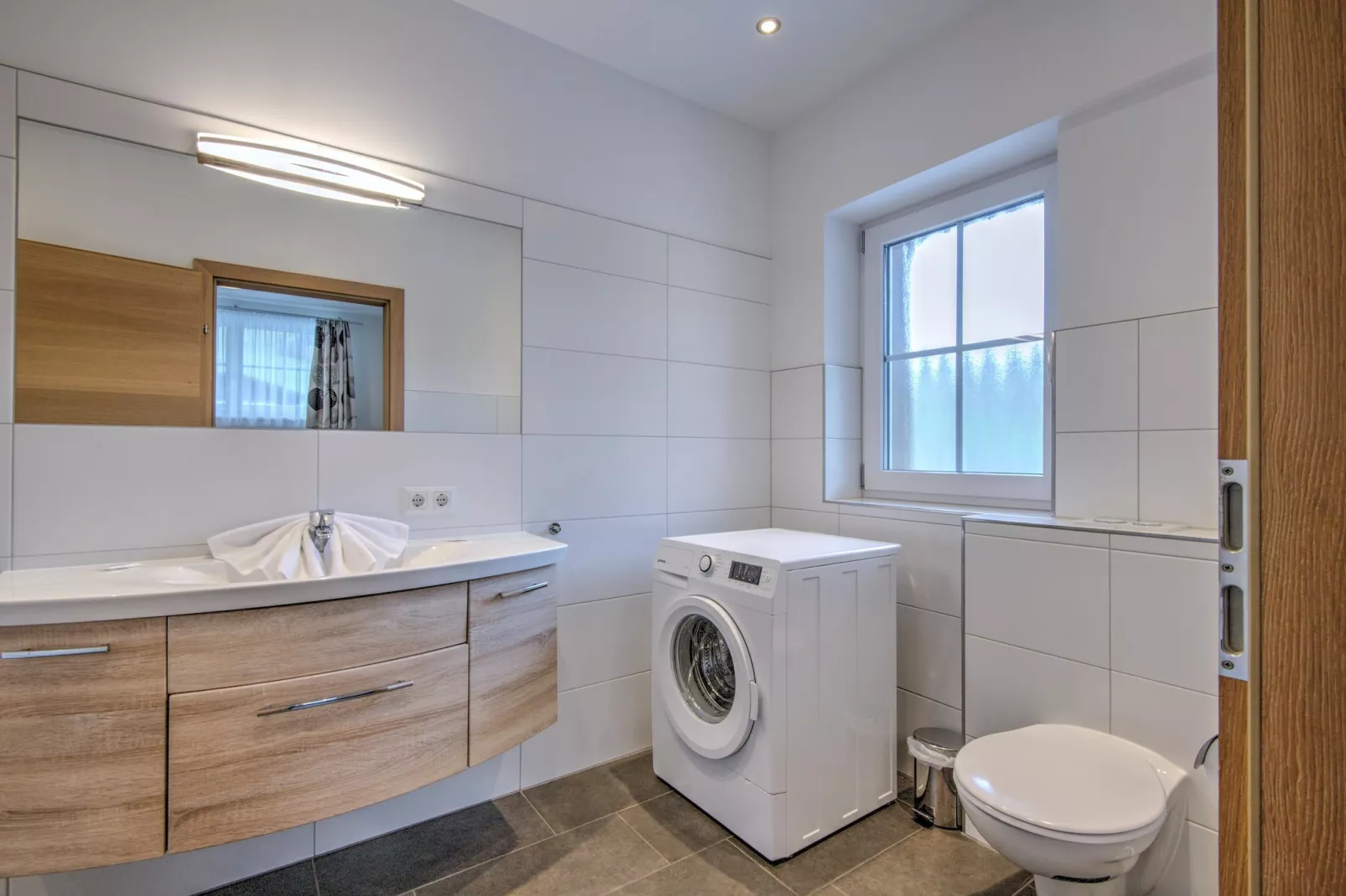 Brunner Apartment Top 7 Penthouse-Badkamer