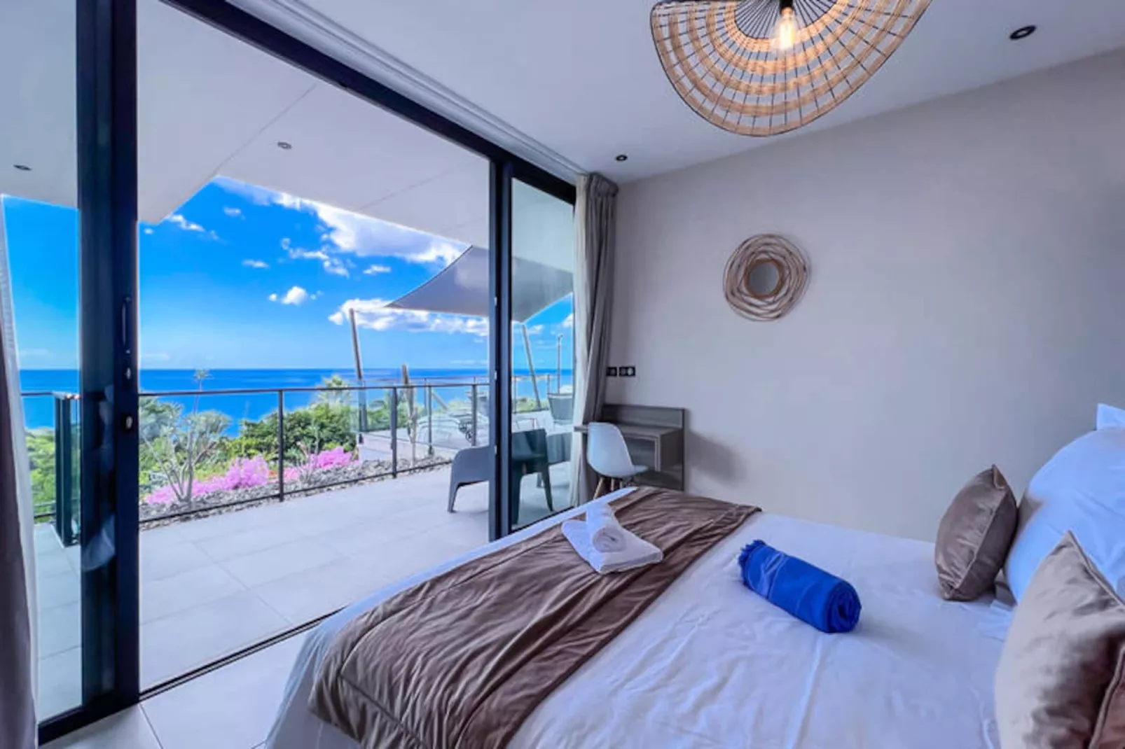 Maison à Bouillante-Niet-getagd