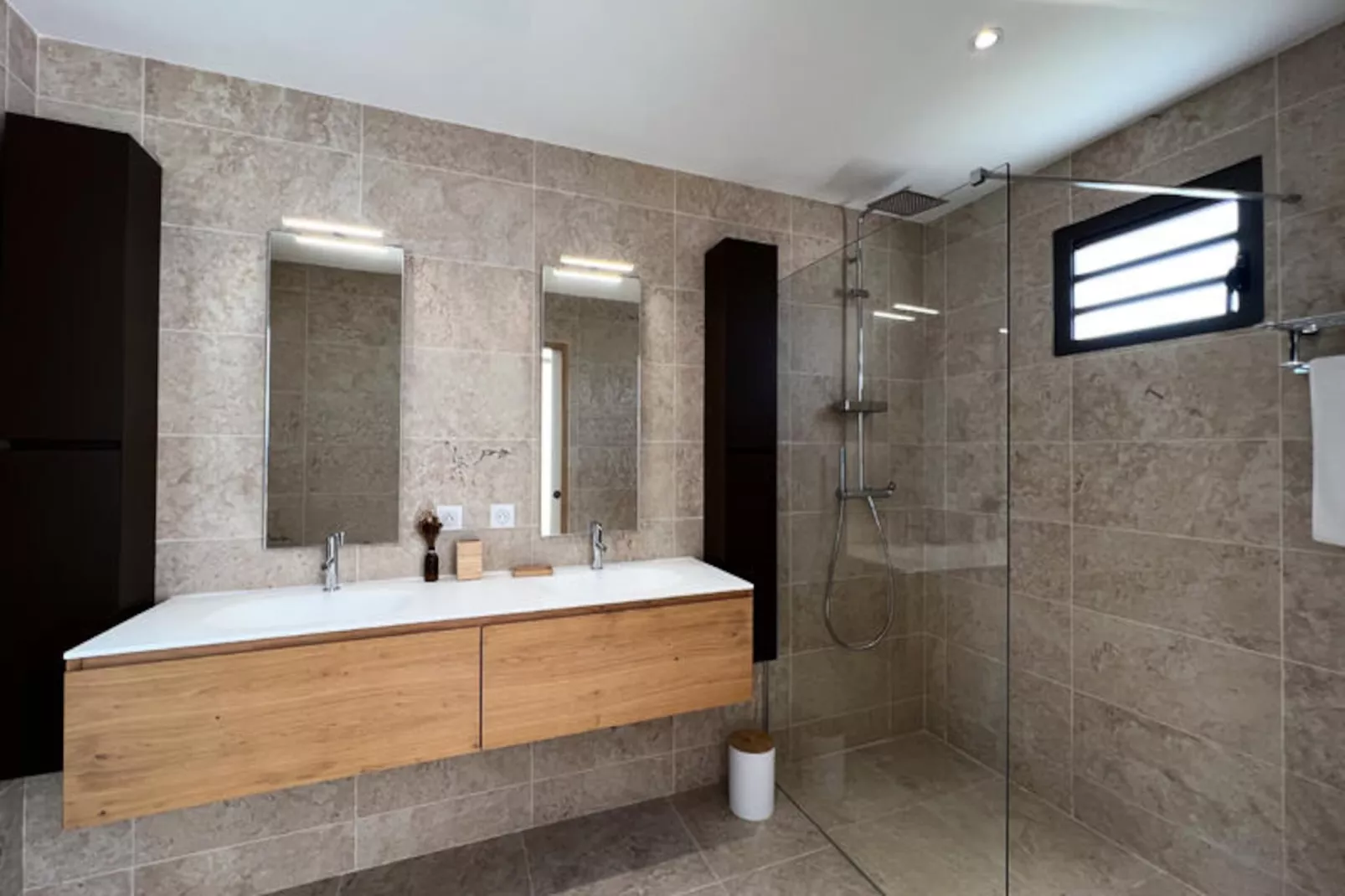 Maison à Saint François-Niet-getagd