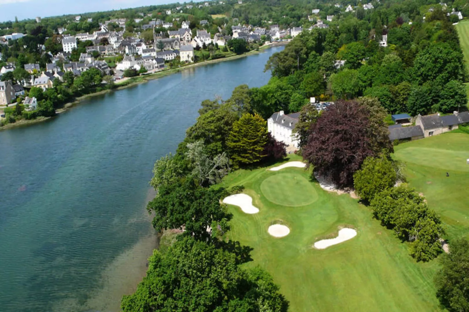 Maison à La Forêt-Fouesnant-Niet-getagd
