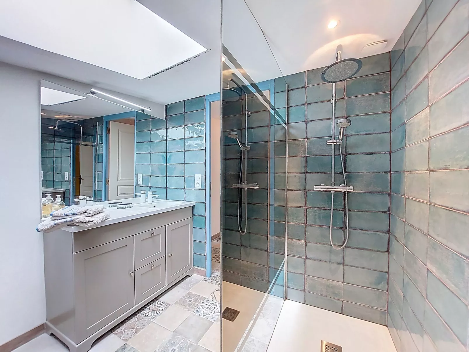 Les Vidalières-Binnen