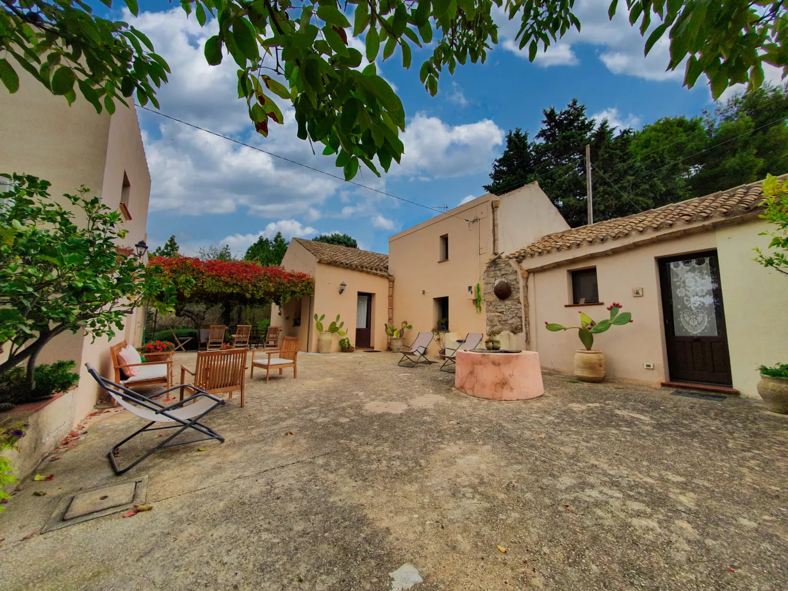 Baglio Anastè-Buiten