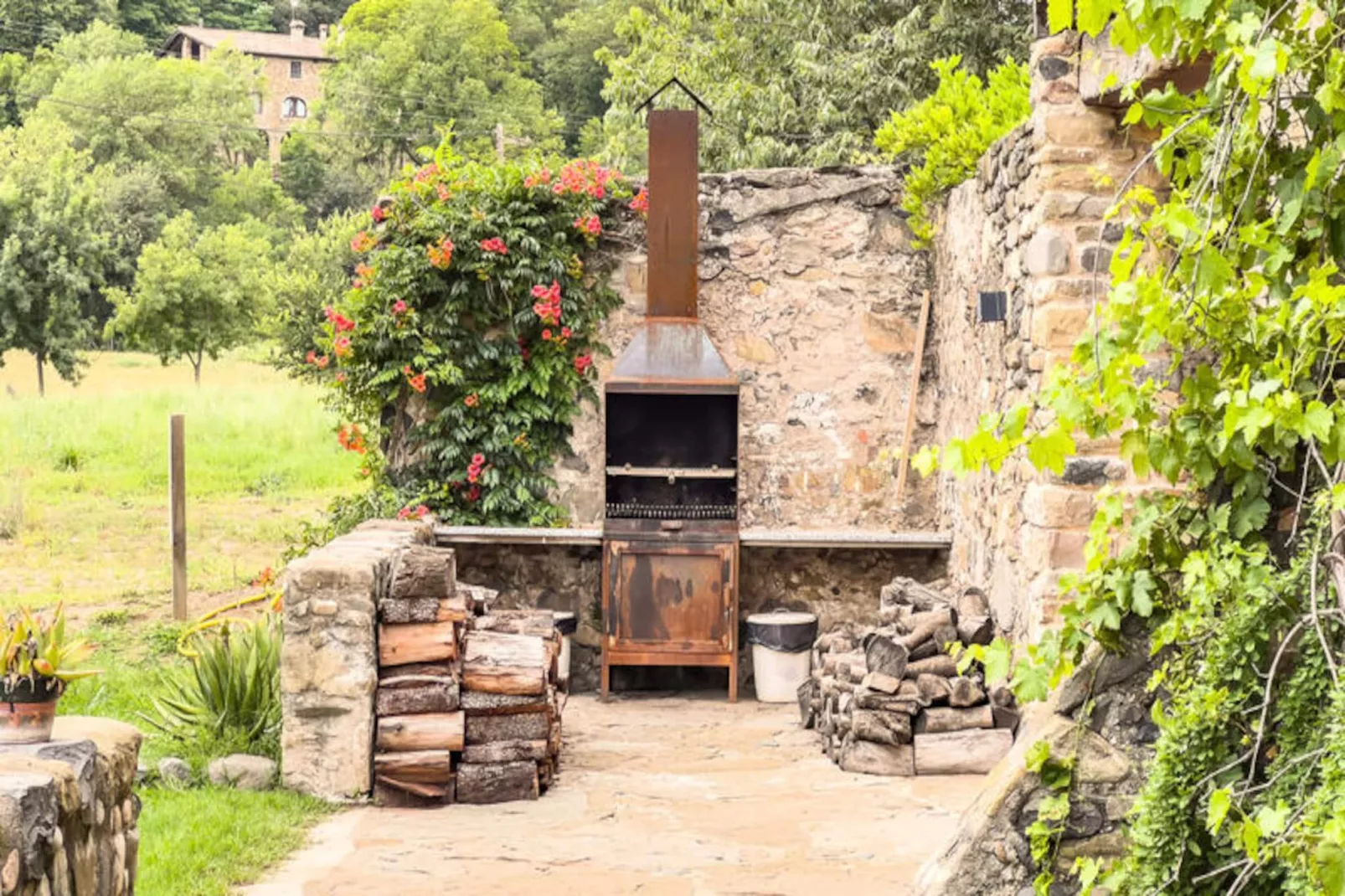 Mobil Home - Bungalow - Cottage à Montagut i Oix-Niet-getagd