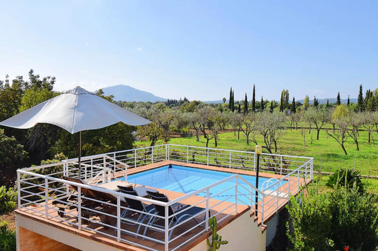 Maison à Campanet-Niet-getagd