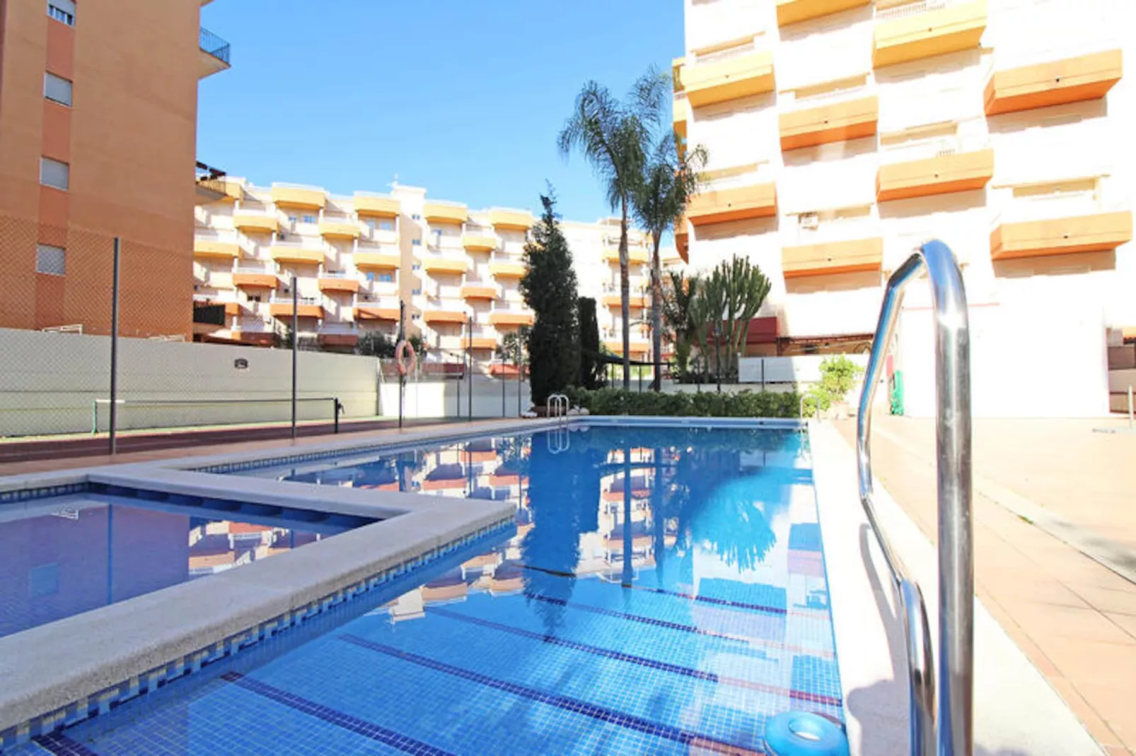 Appartements à Canet d'En Berenguer-Niet-getagd