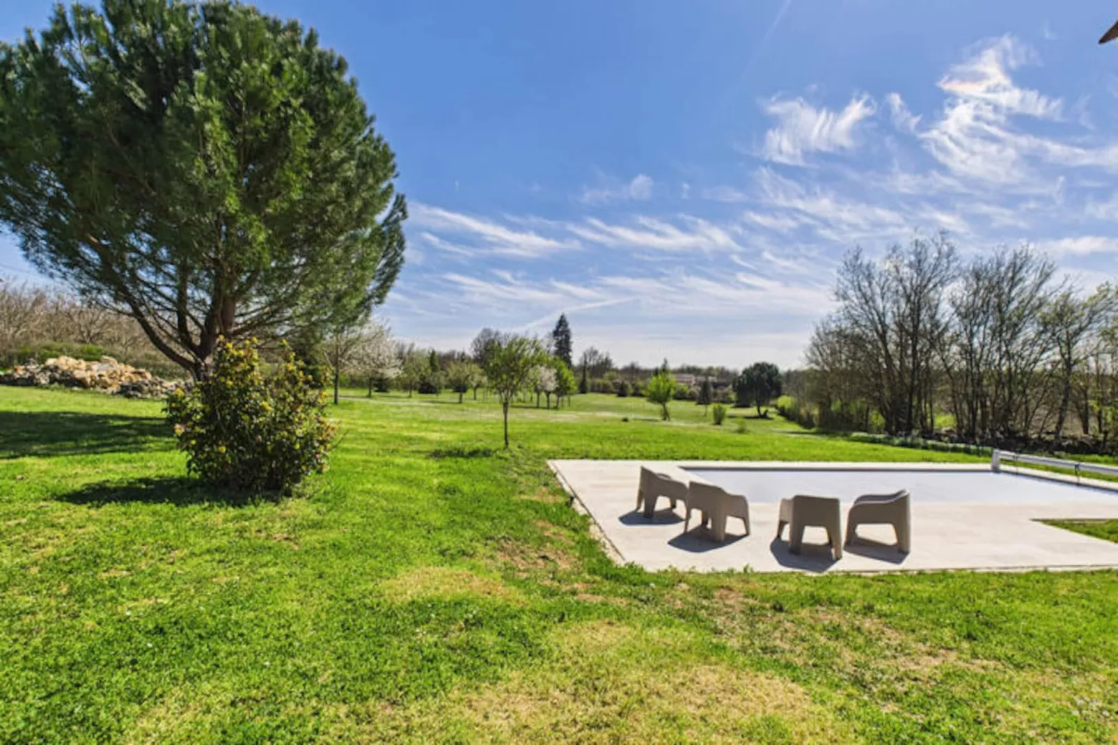 Maison à Gabillou-Niet-getagd