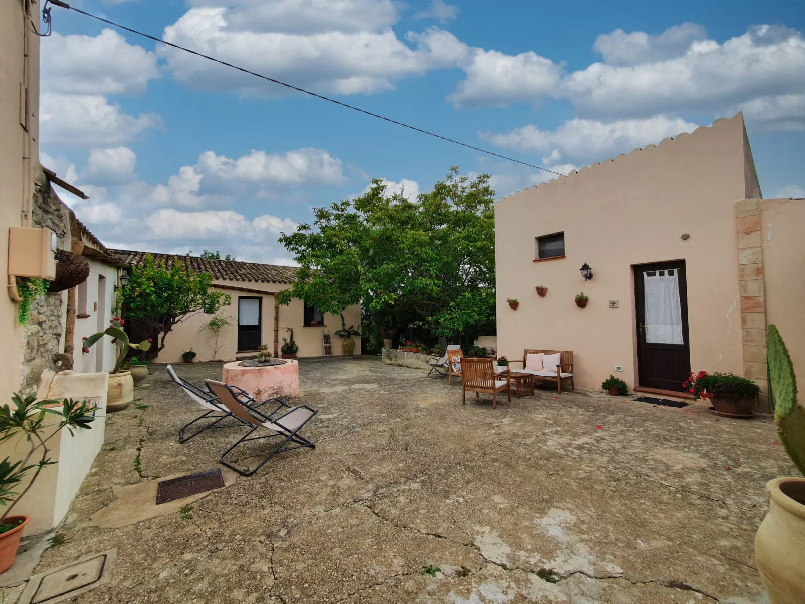 Baglio Anastè-Buiten