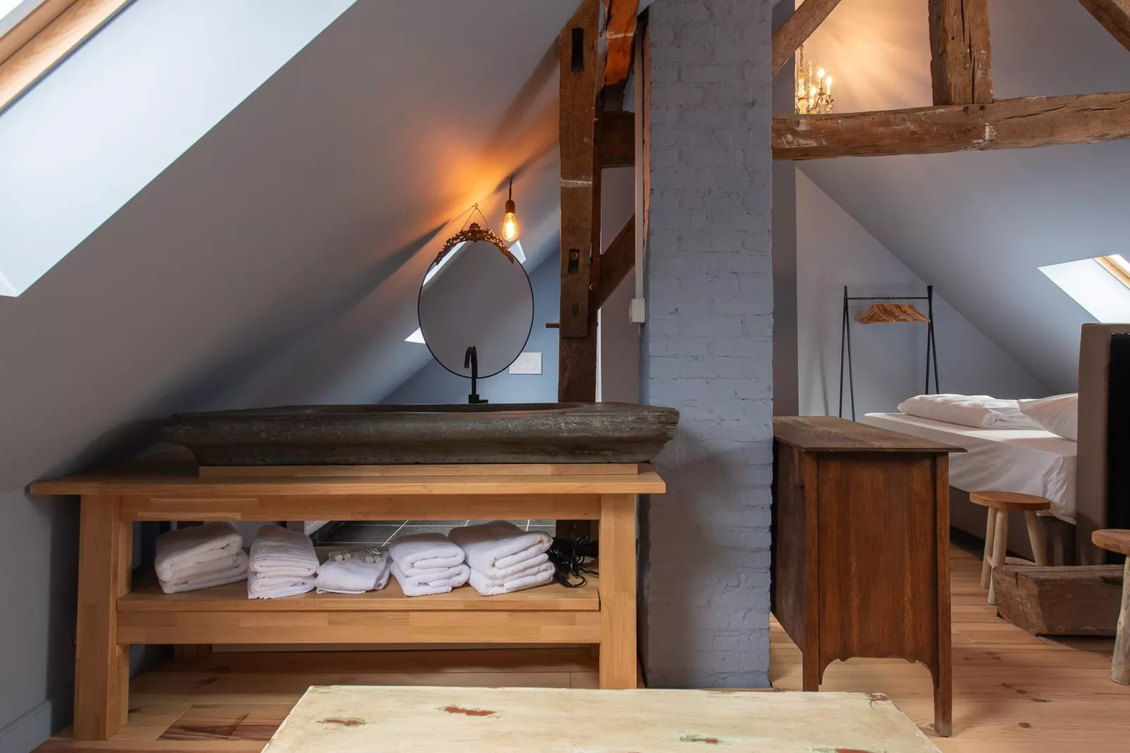 Maison Bleue-Badkamer