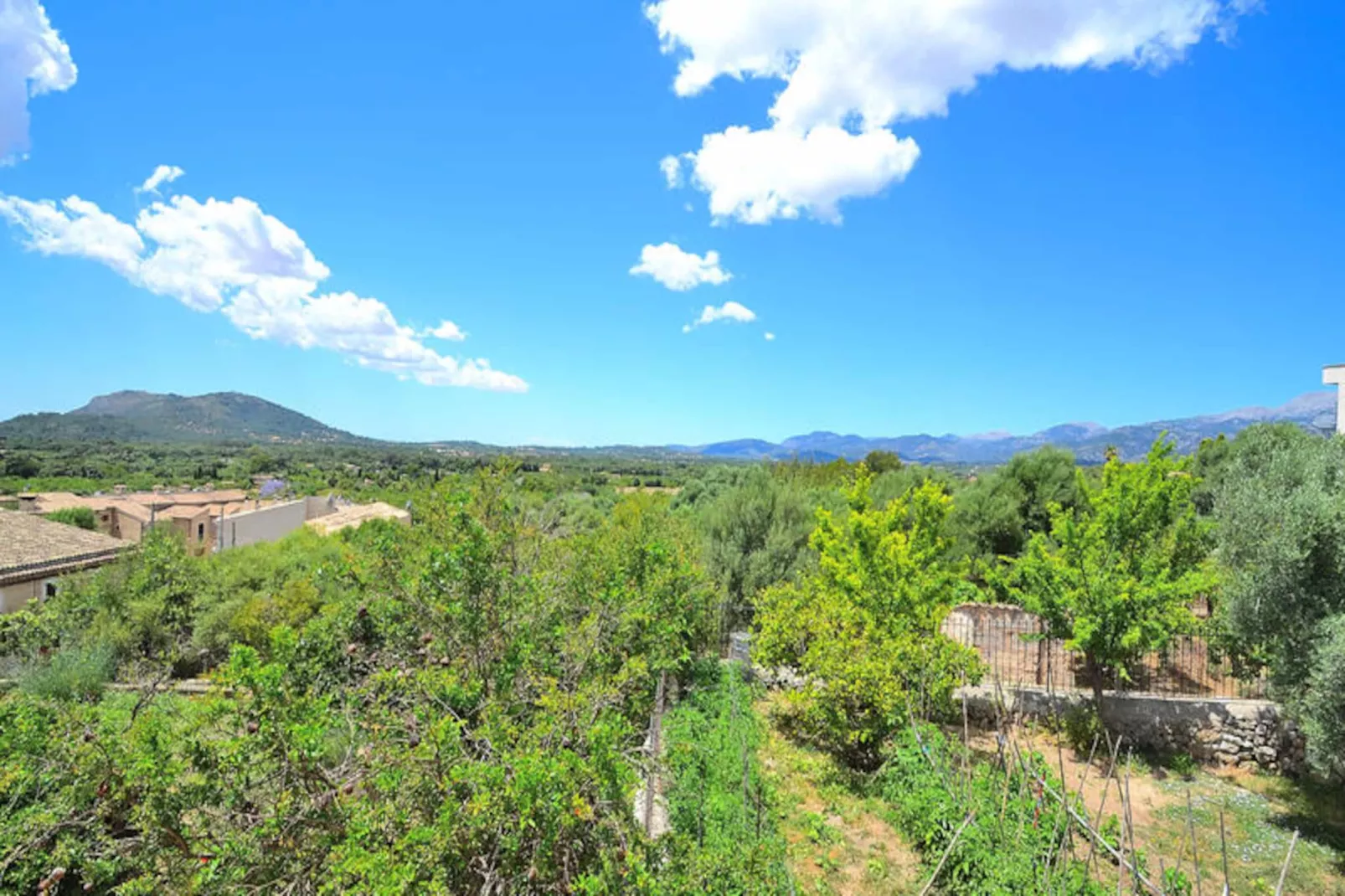 Maison à Búger-Niet-getagd