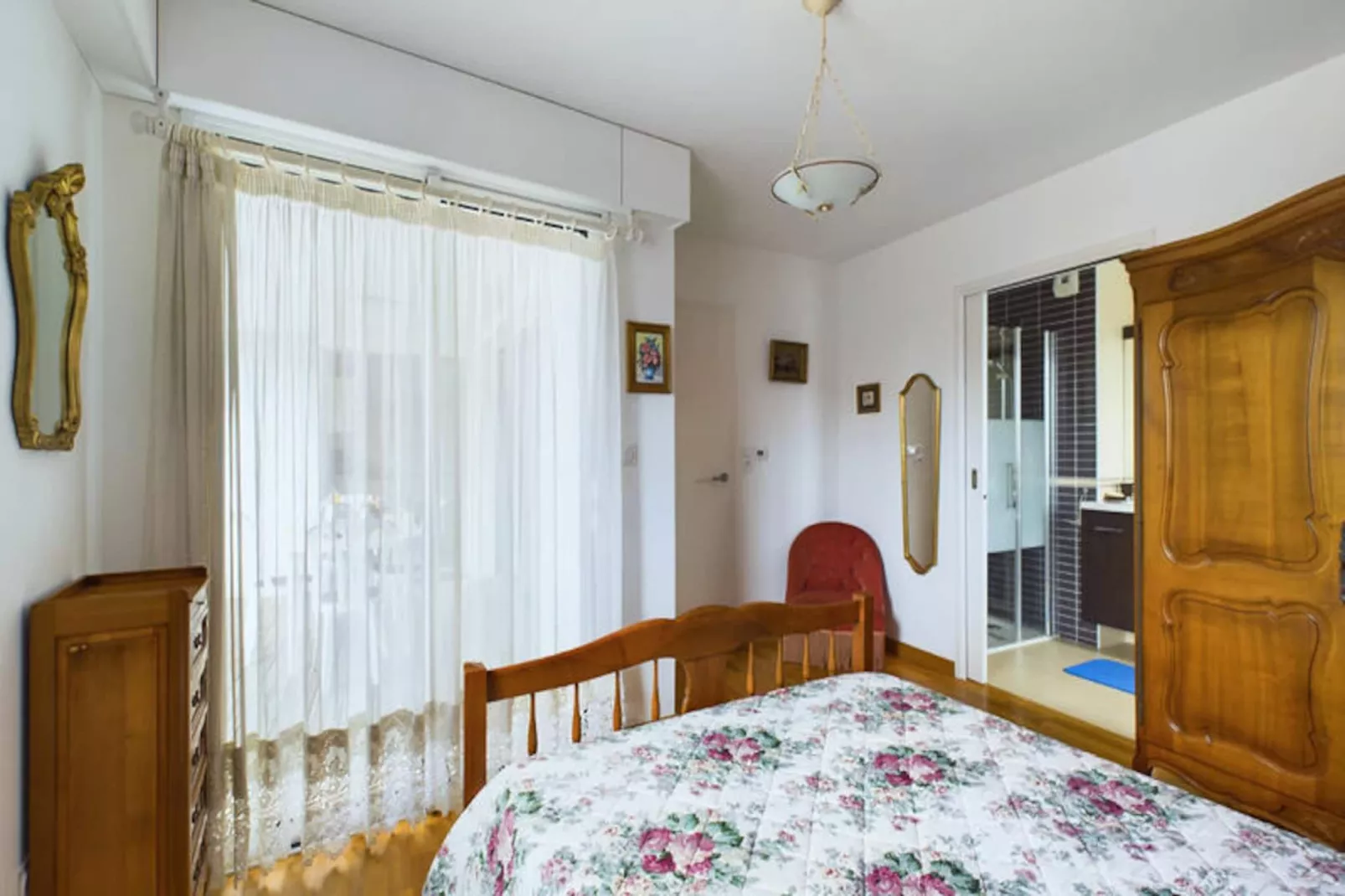 Appartements à Les Sables d'Olonne-Niet-getagd