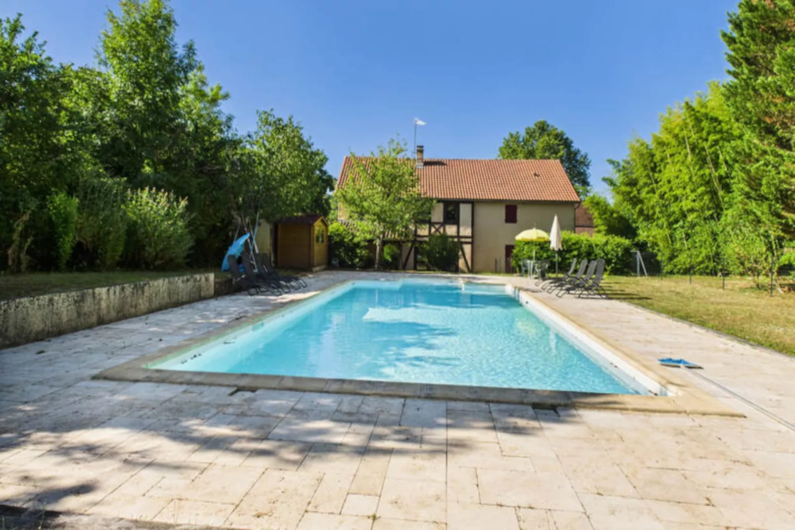 Maison à Peyzac le Moustier-Niet-getagd