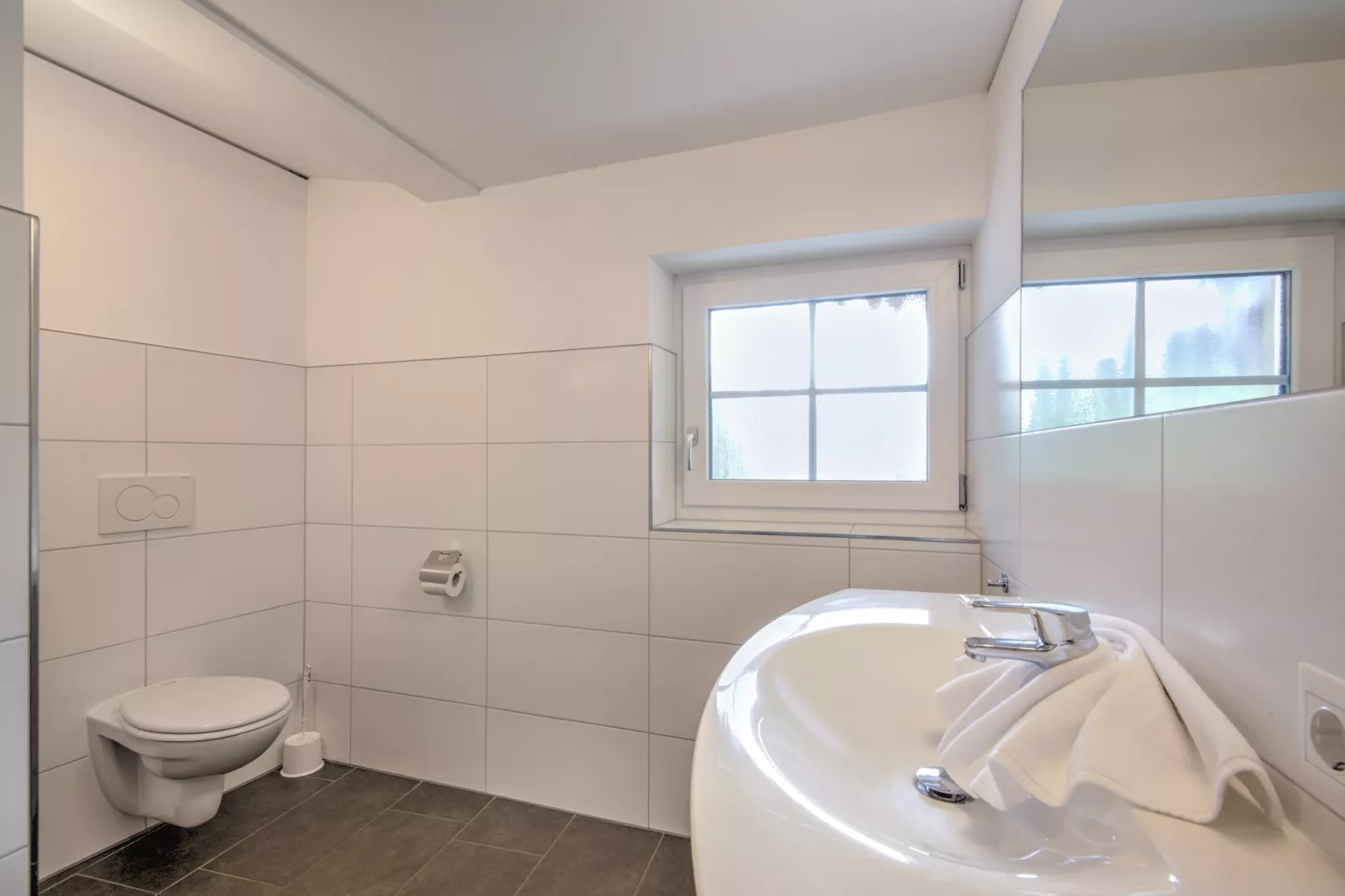 Brunner Apartment Top 7 Penthouse-Badkamer