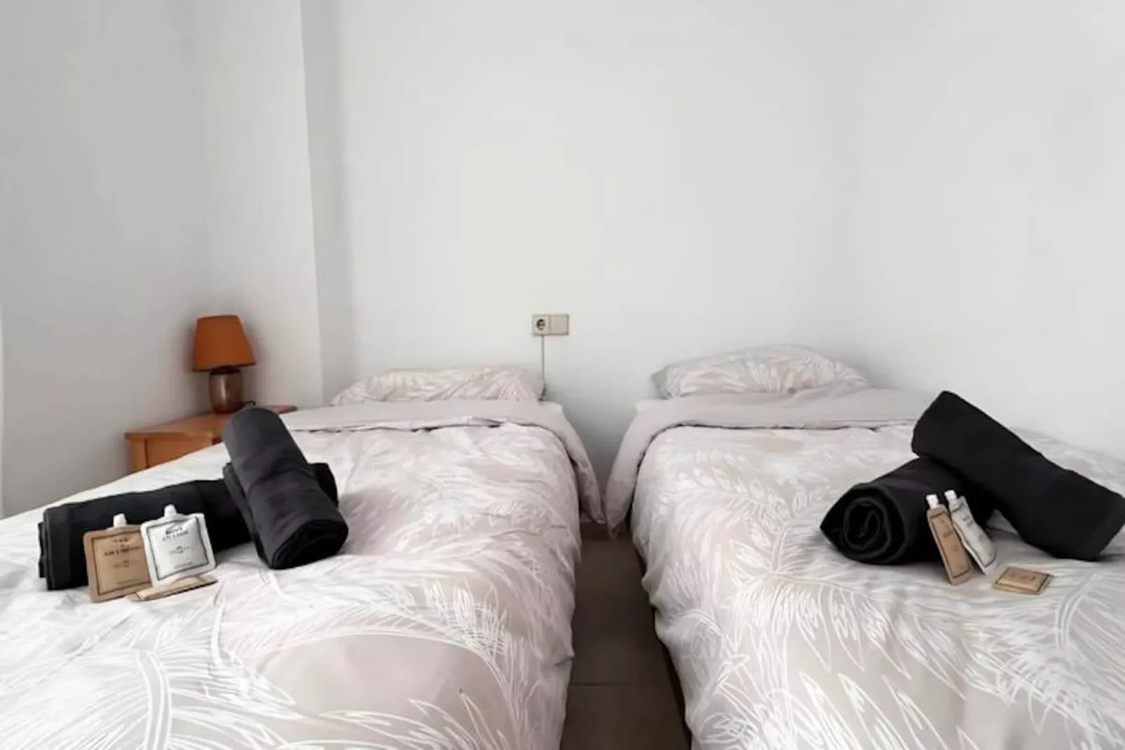 Charmant Appartement Avec Piscine &agrave; 500 M De La Playa Del Cura !-Niet-getagd