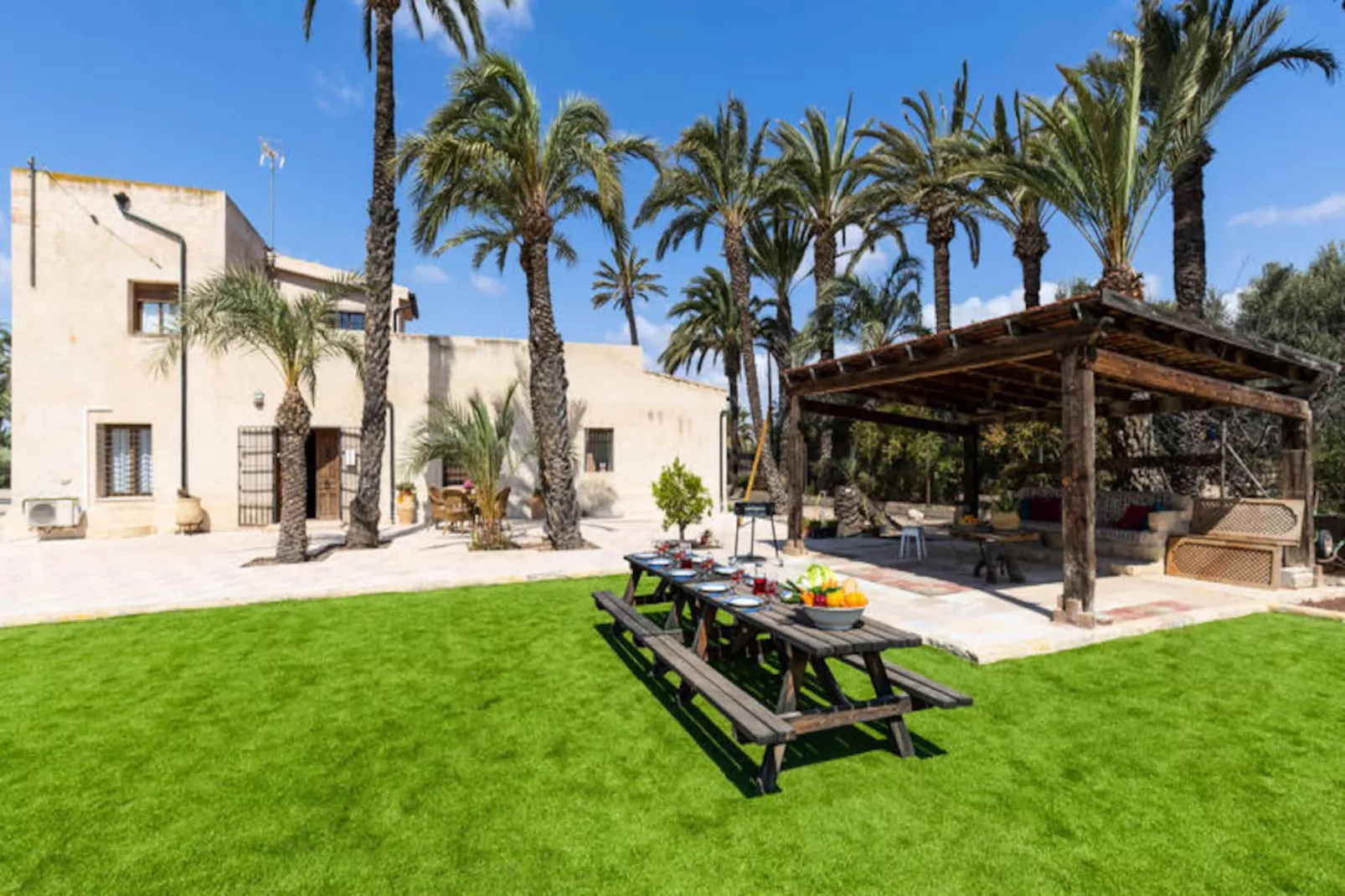 Maison à Elche-Niet-getagd