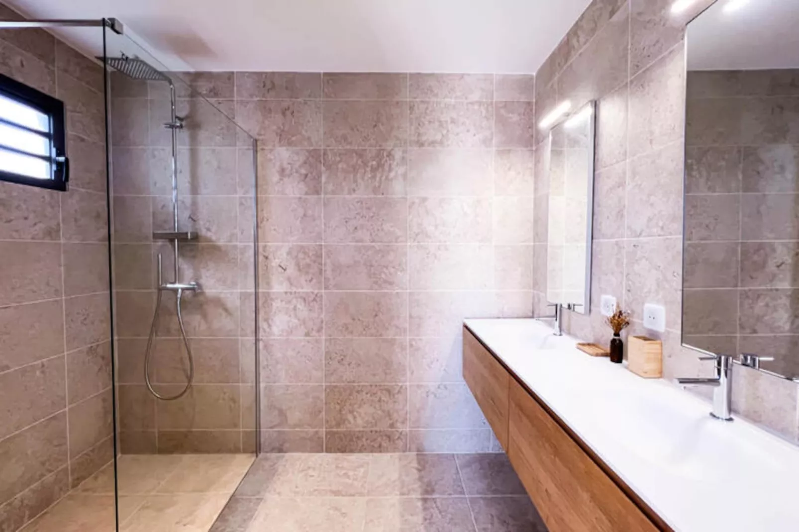 Maison à Saint François - Niet-getagd