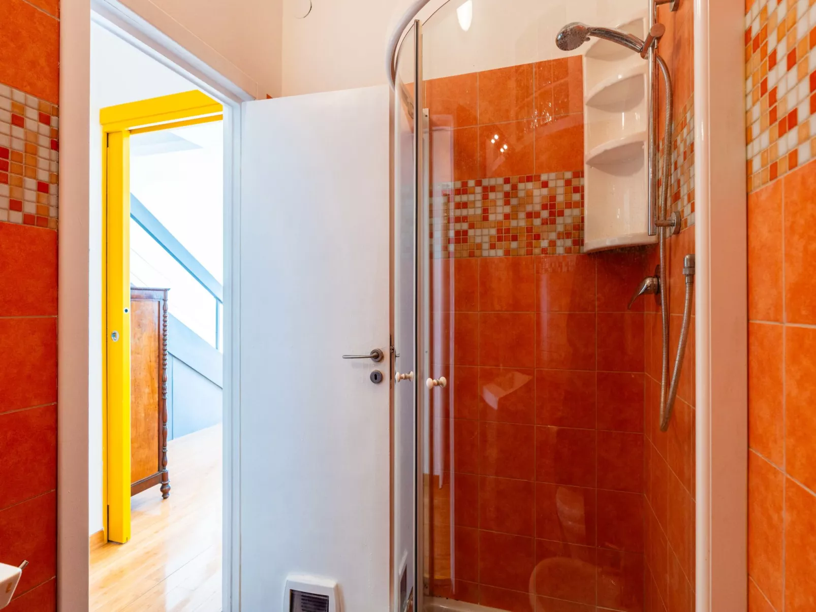 Capo Pino tra le Onde-Binnen