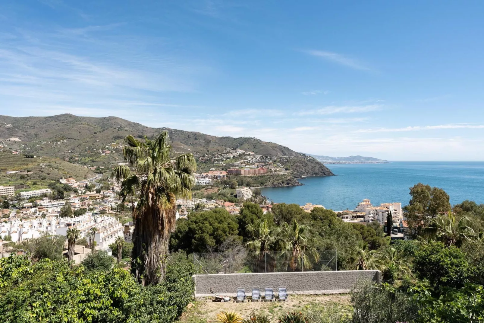 CT 269 GR - Faro's Sun Beach & More in Almuñecar-Uitzicht zomer