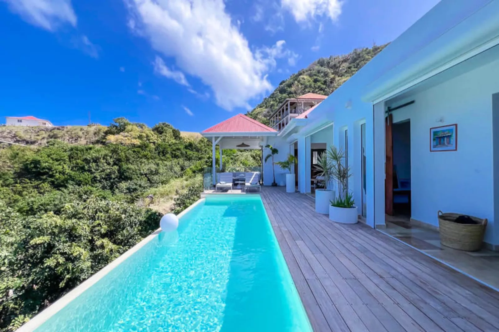 Maison à Terre de Haut-Niet-getagd