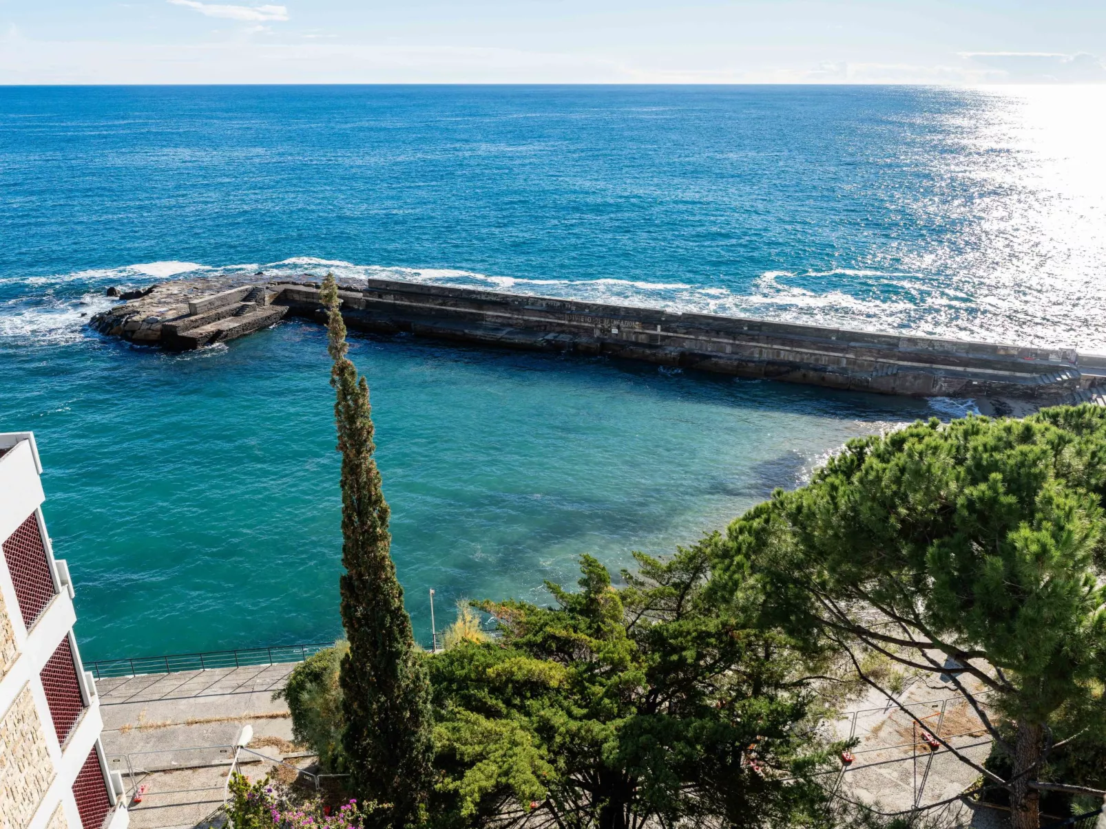 Capo Pino tra le Onde-Buiten