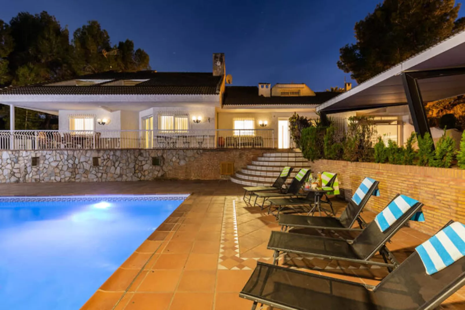 Maison à La Alcayna-Niet-getagd