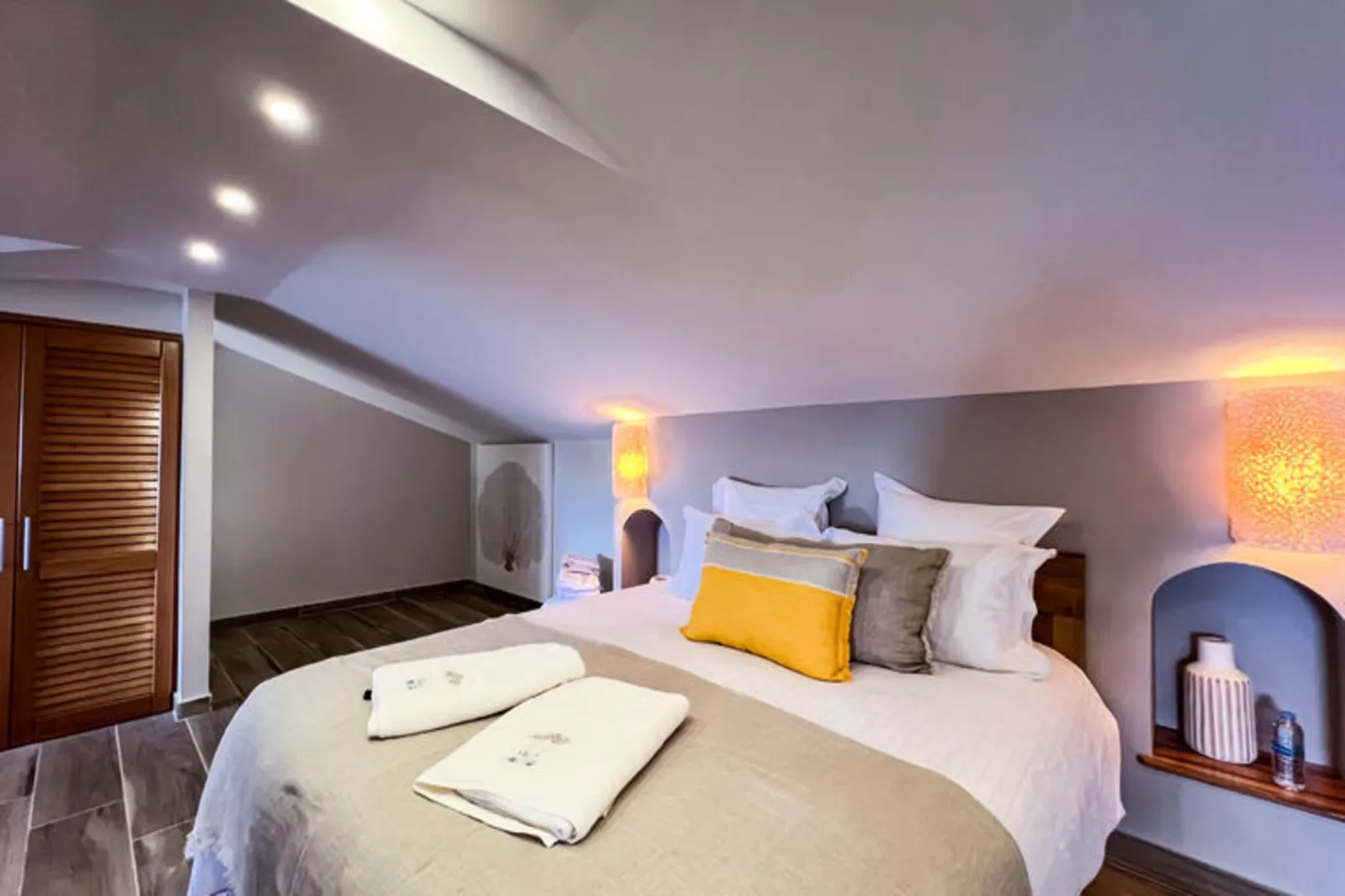 Maison à Terre de Haut-Niet-getagd