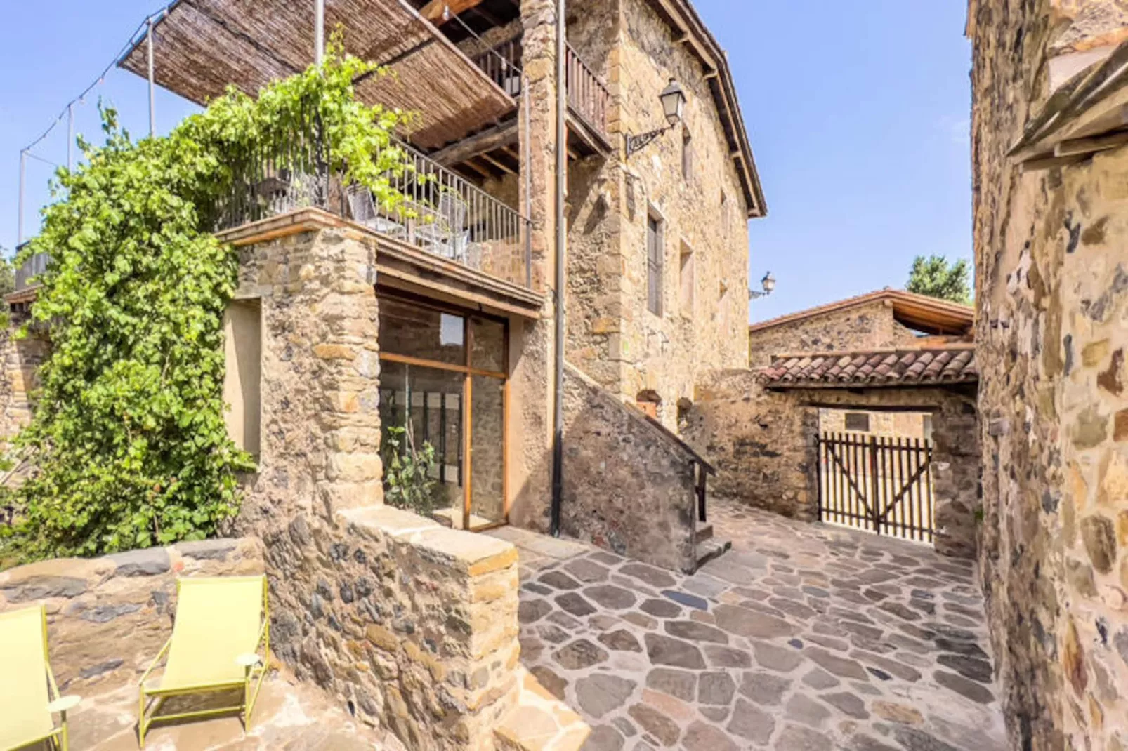 Mobil Home - Bungalow - Cottage à Montagut i Oix-Niet-getagd