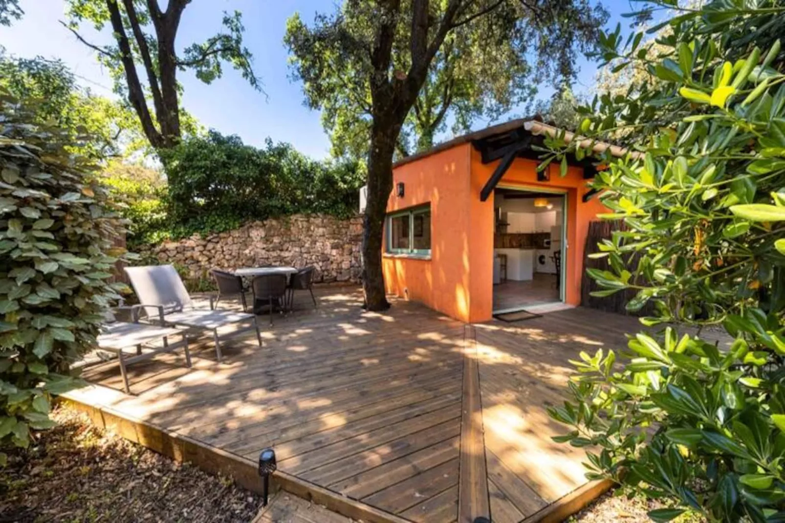 06bv2 : Joli Cottage Au Calme Avec Piscine