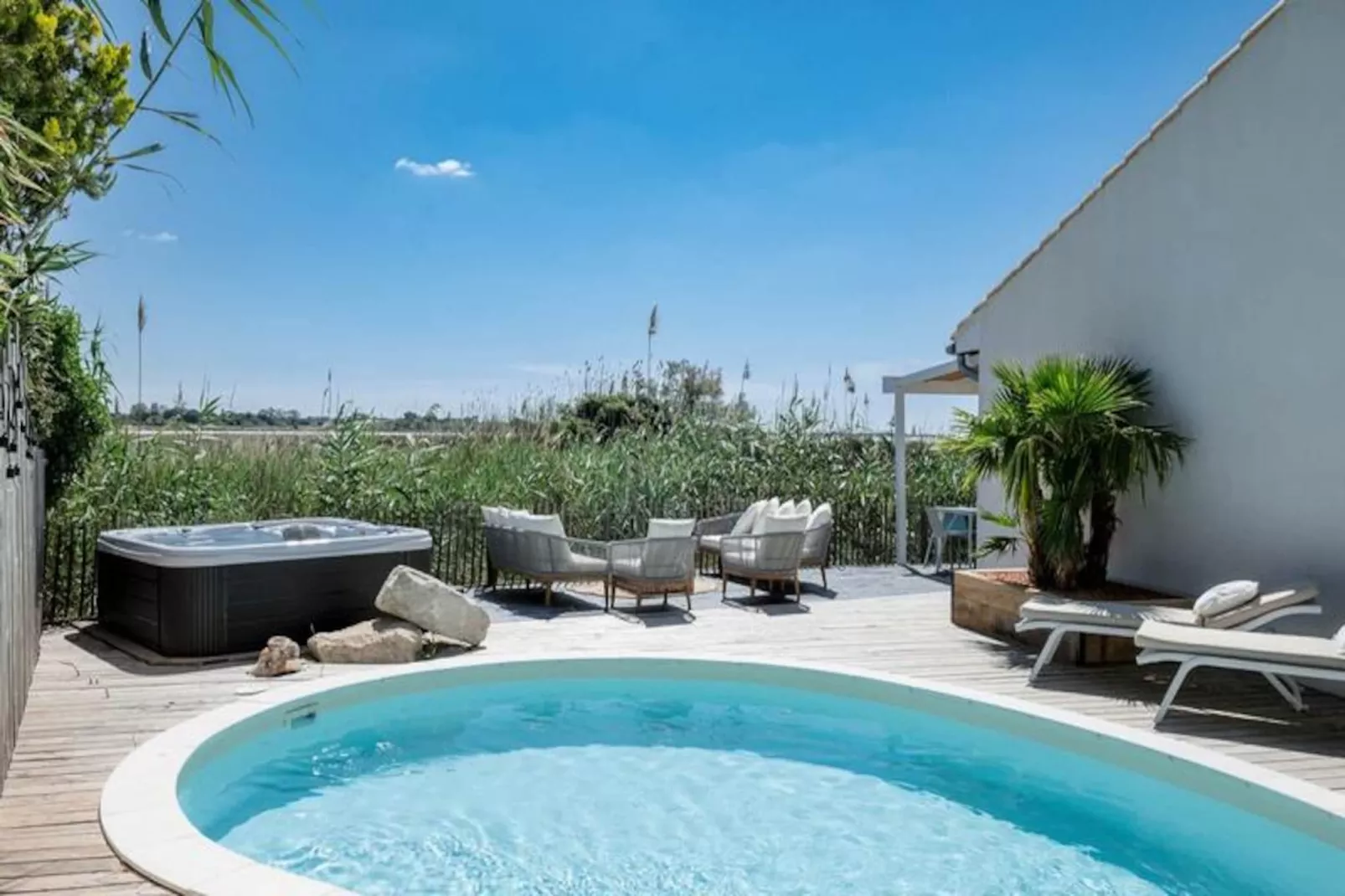 Résidence La Perle Rose Villa Standing 5 &eacute;toiles Avec Piscine Jacuzzi Et Superbe Vue
