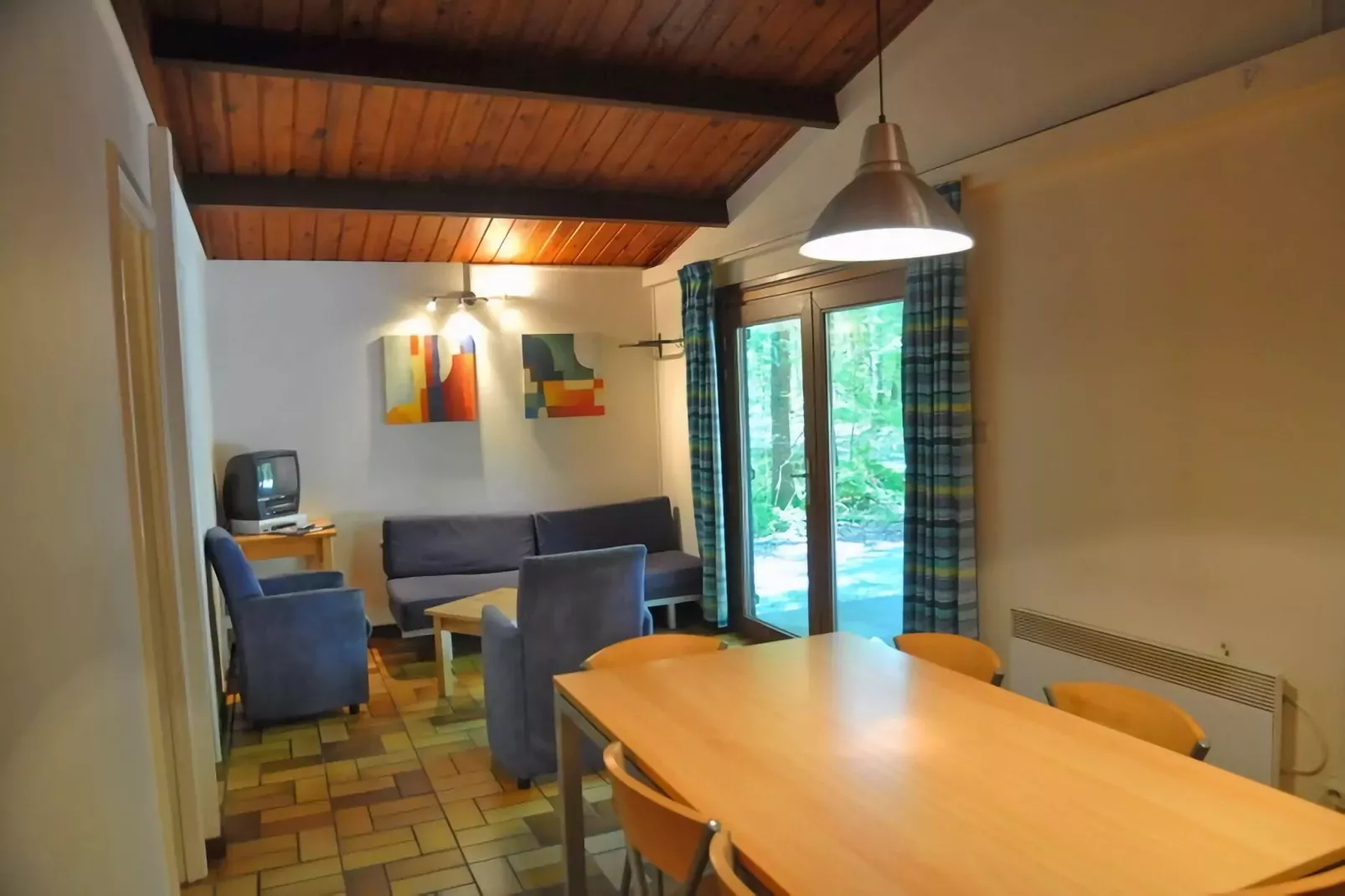 Village de Vacances Oignies 1-Eetkamer