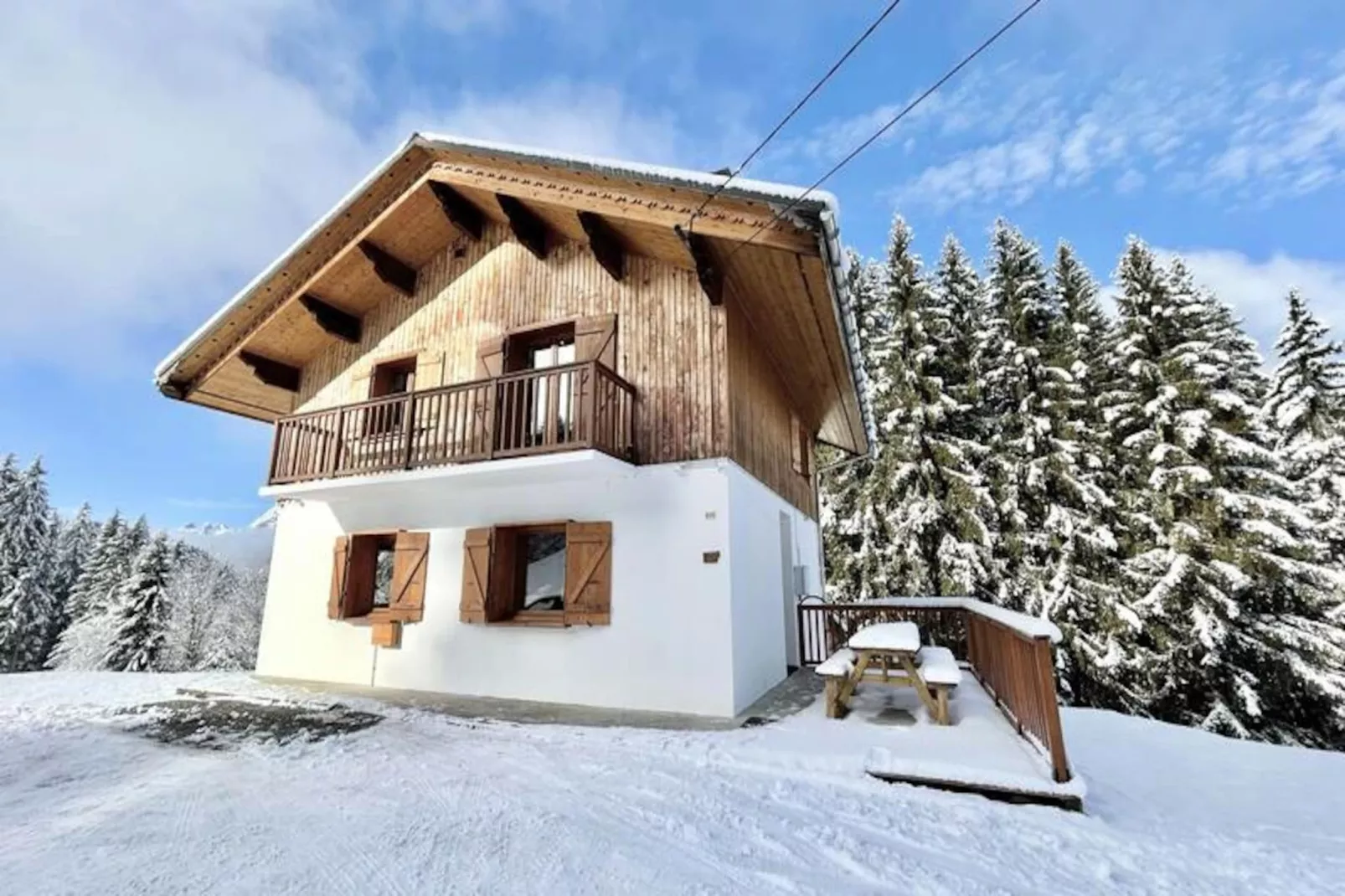 Chalet Varni