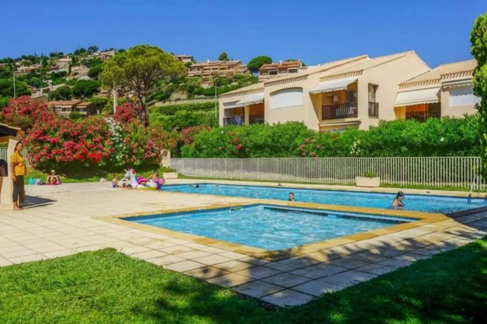 Résidence Accès Direct à La Plage + Résidence Avec Piscine