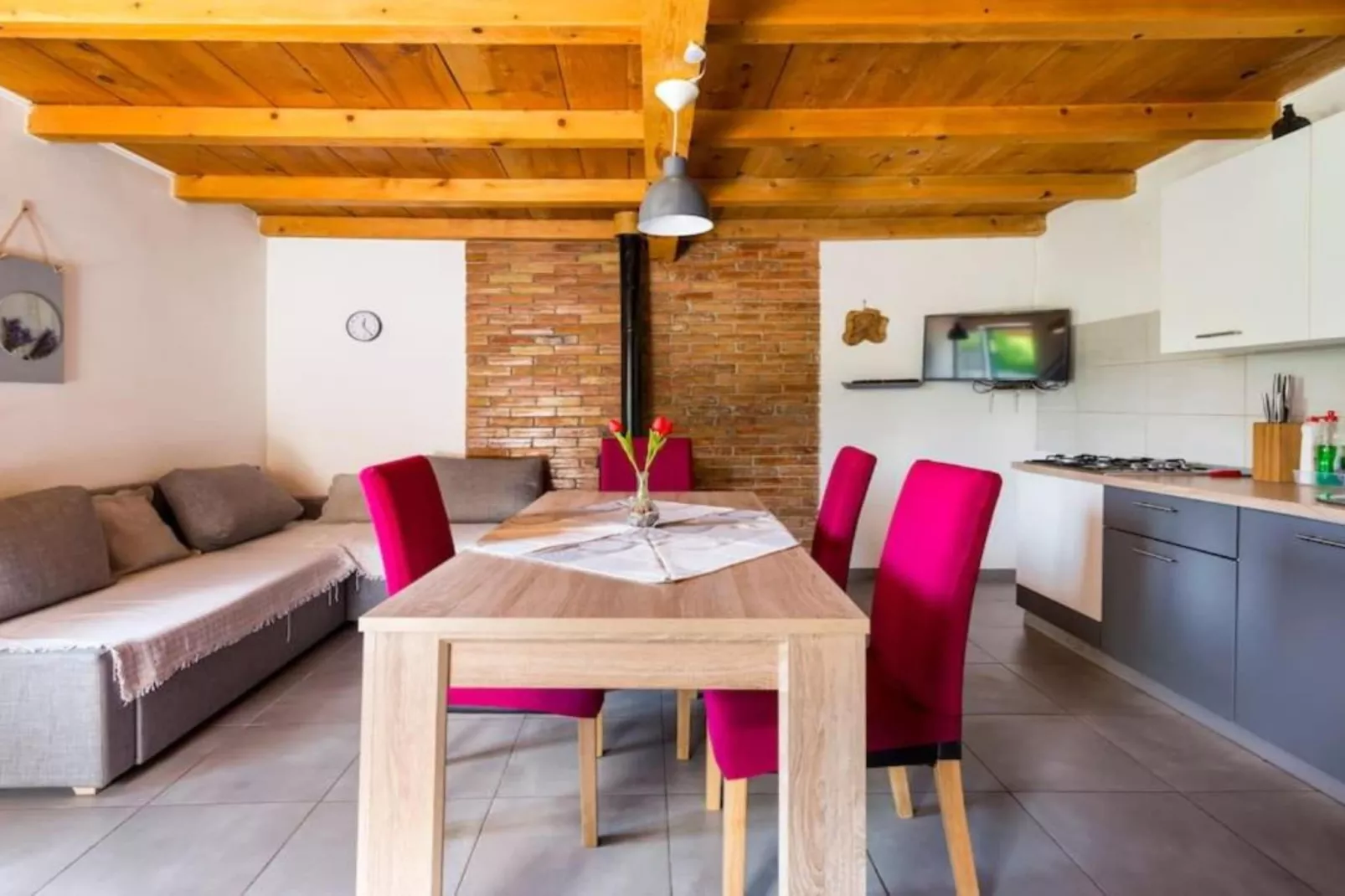 Village Holiday House Ivan Kozina with Pool